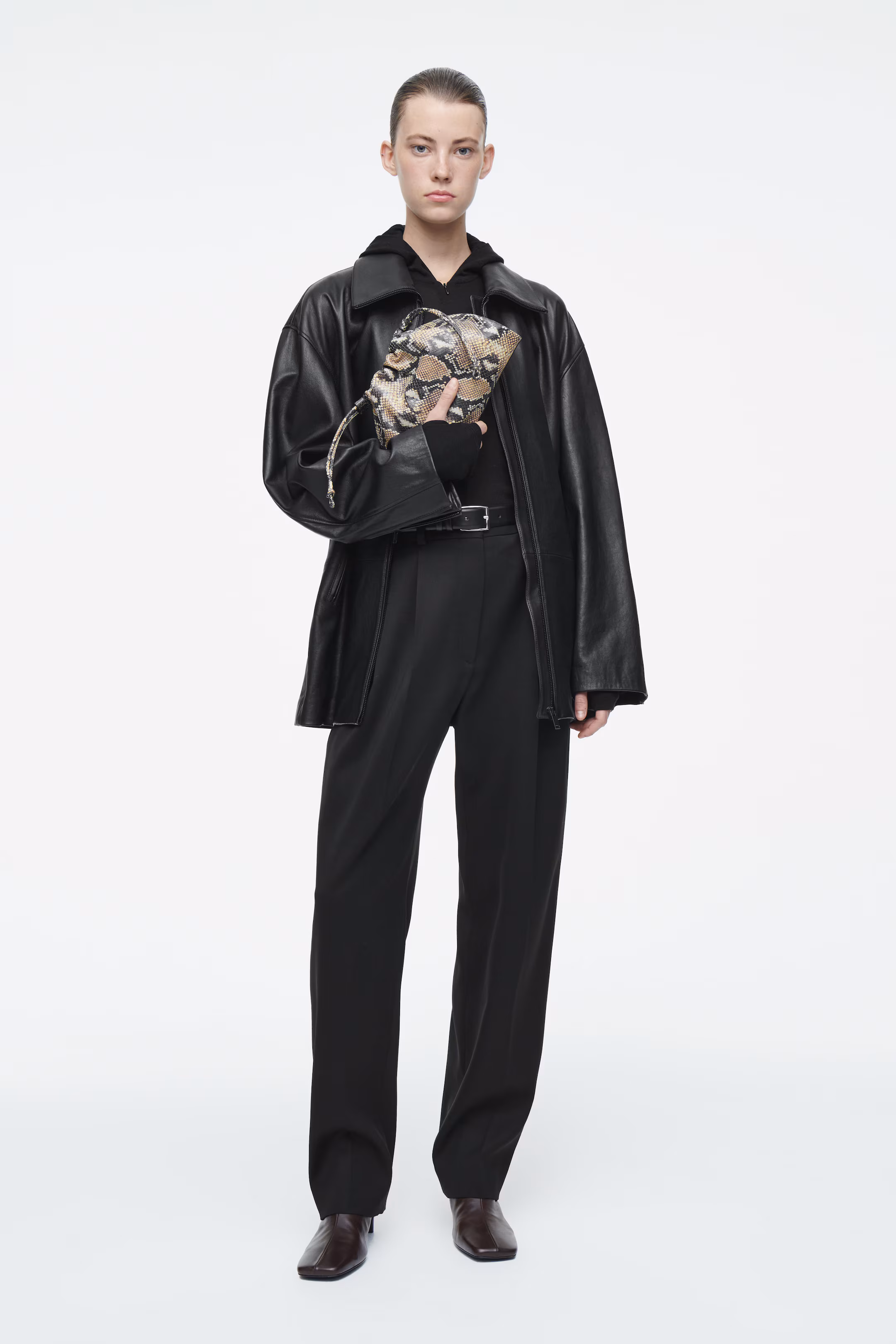 MINI CAVATELLI CLUTCH BAG - LEATHER