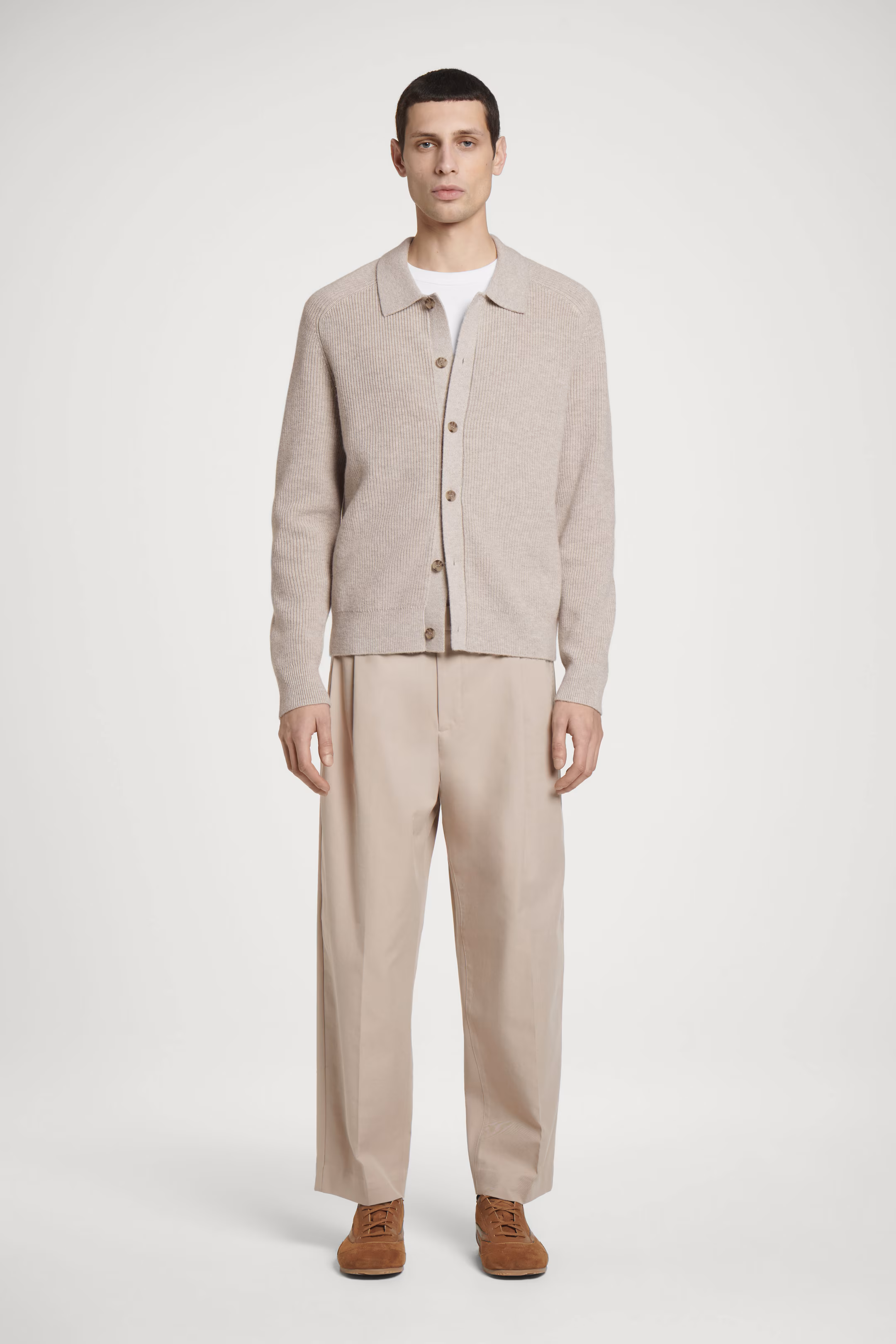 RELAXED PLEATED COTTON TAPERED TROUSERS