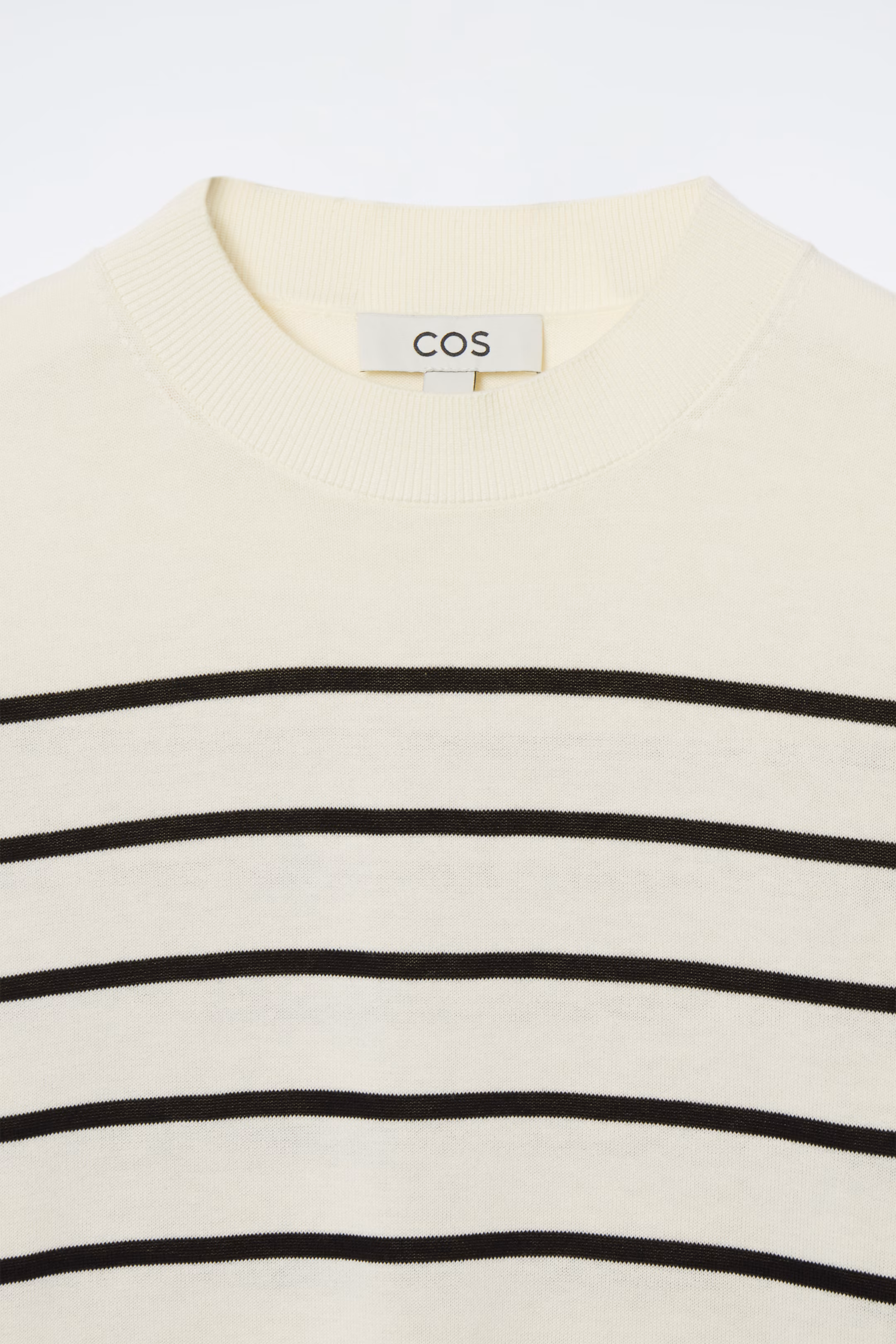 REGULAR KNITTED T-SHIRT