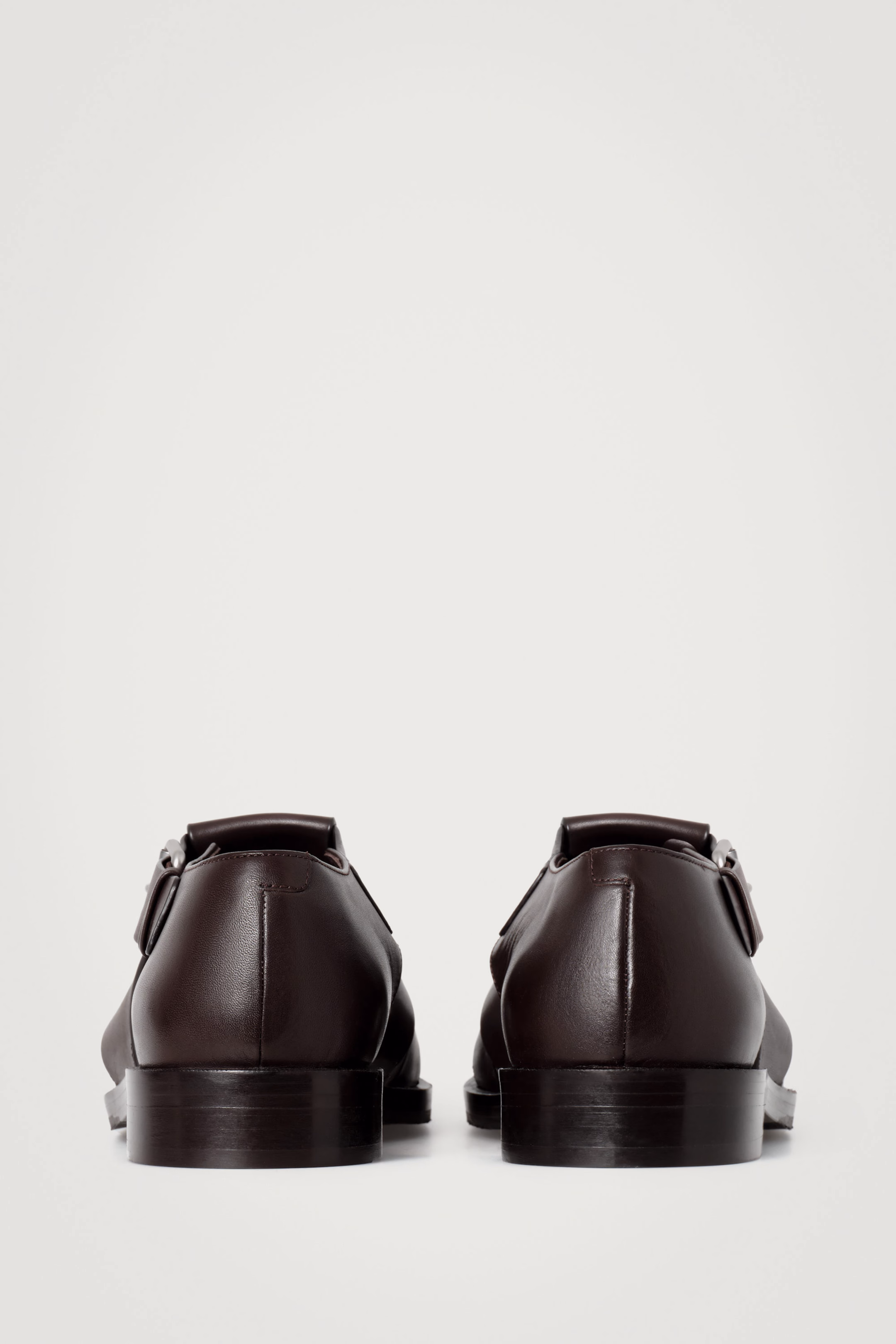 LEATHER FISHERMAN SANDALS