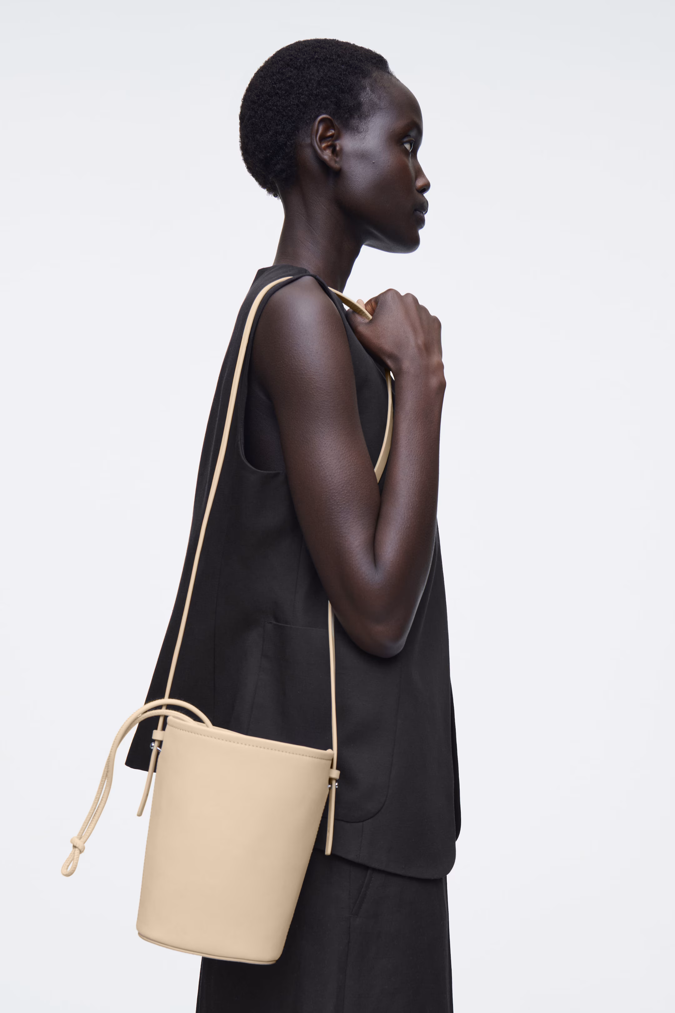 MINI BUCKET BAG - NUBUCK