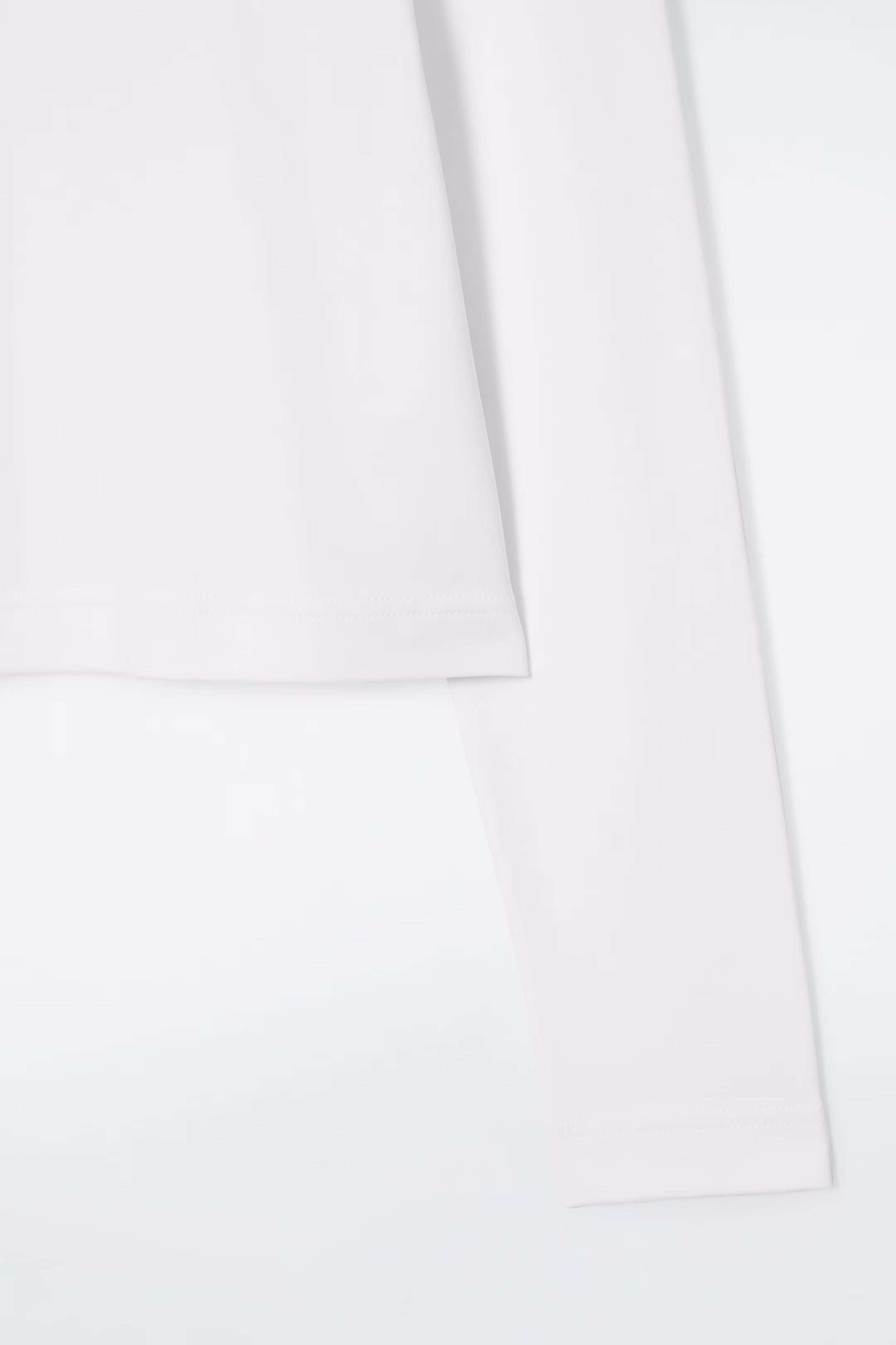 CLEAN CUT REGULAR LONG-SLEEVED T-SHIRT