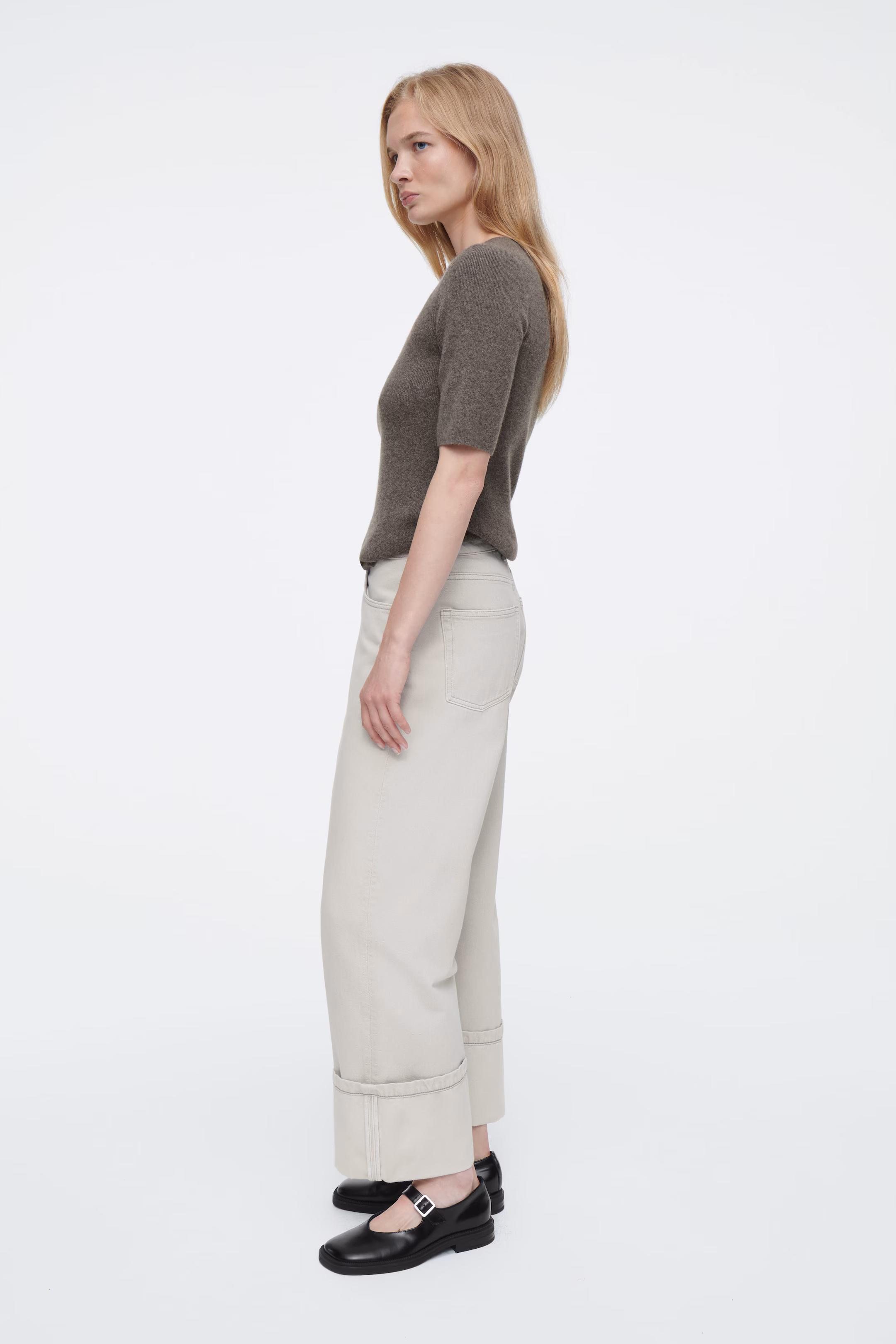 FACADE TURN-UP STRAIGHT-LEG JEANS