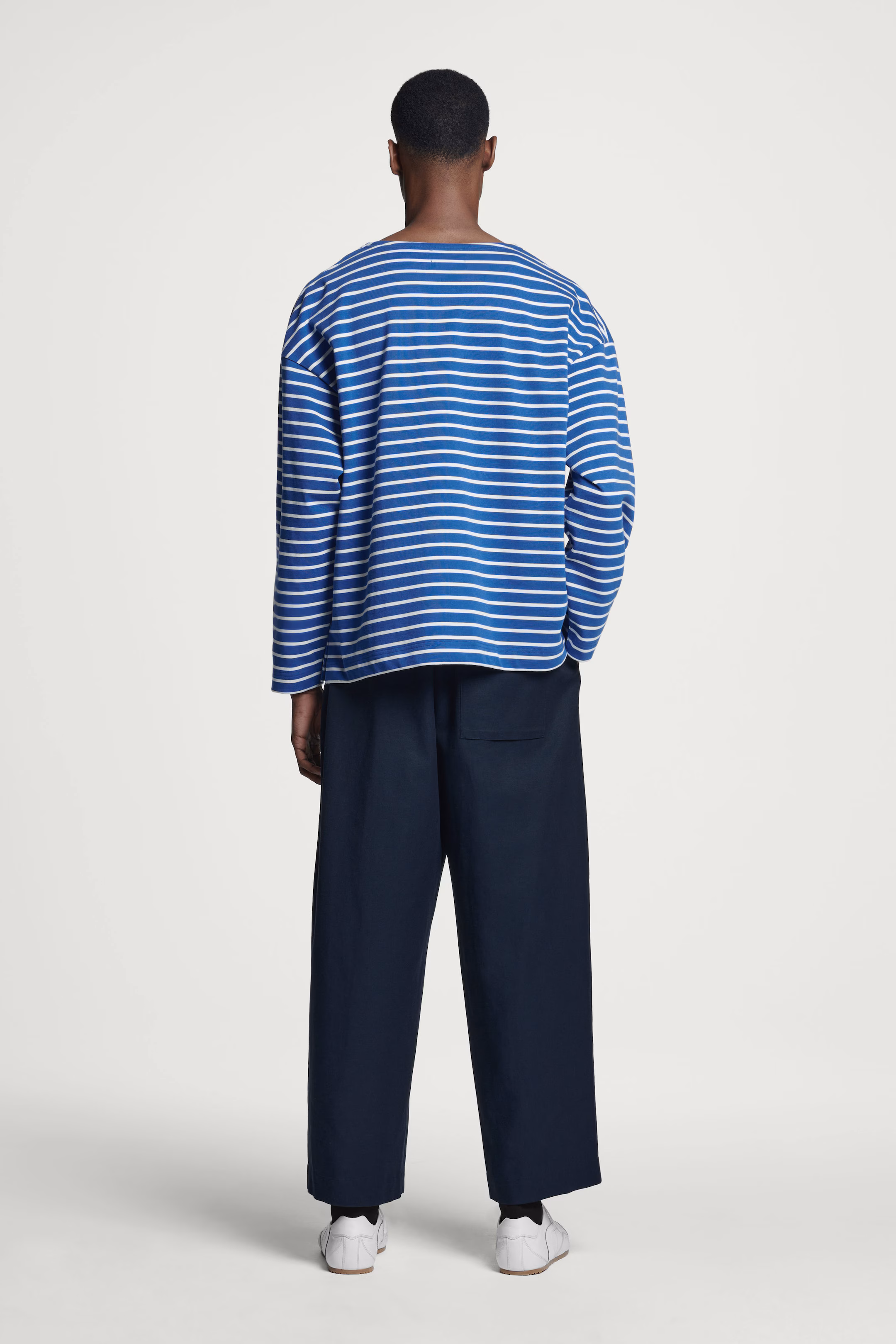 RELAXED STRIPED BOAT-NECK T-SHIRT