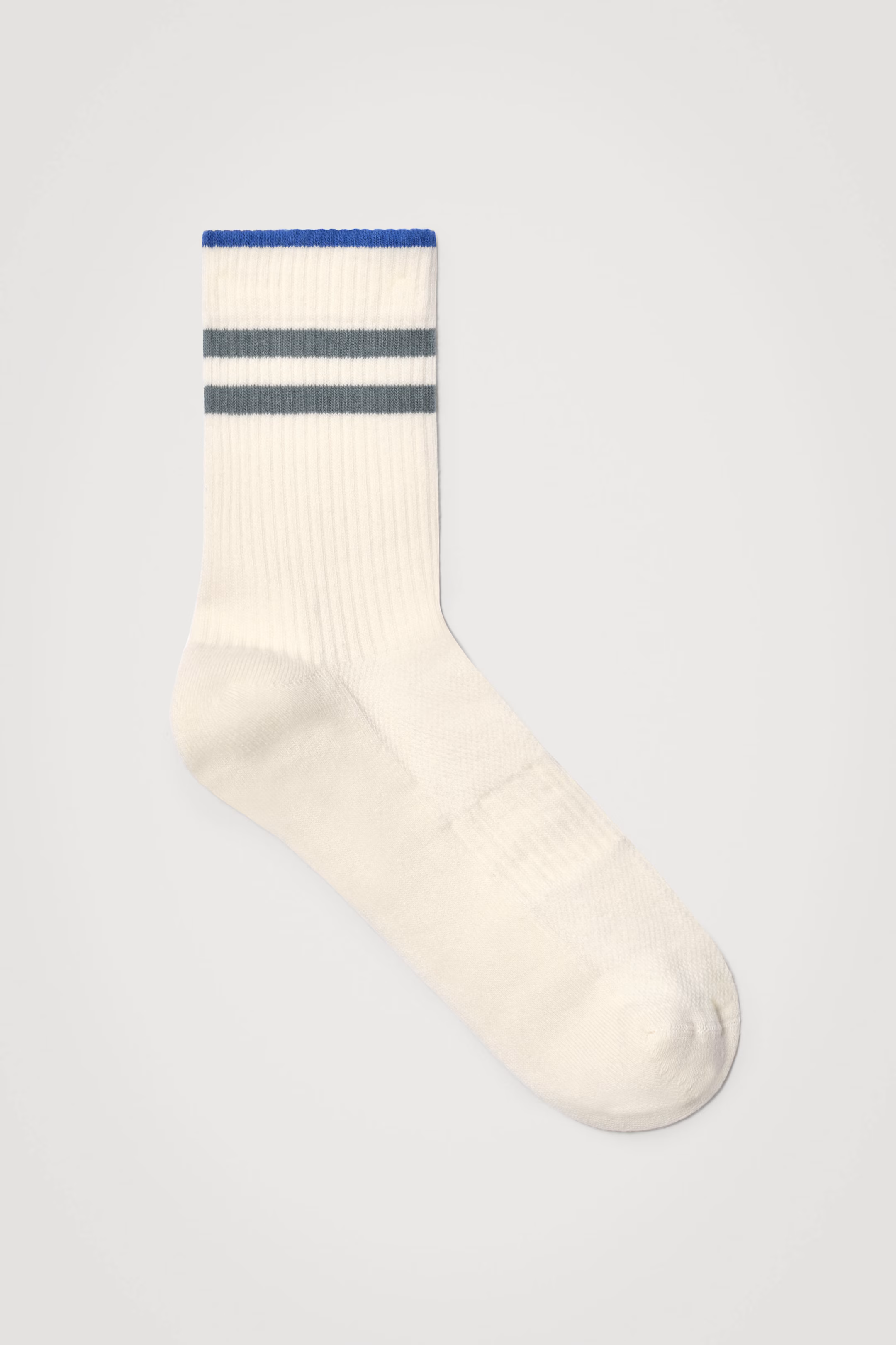 STRIPED SPORTS SOCKS