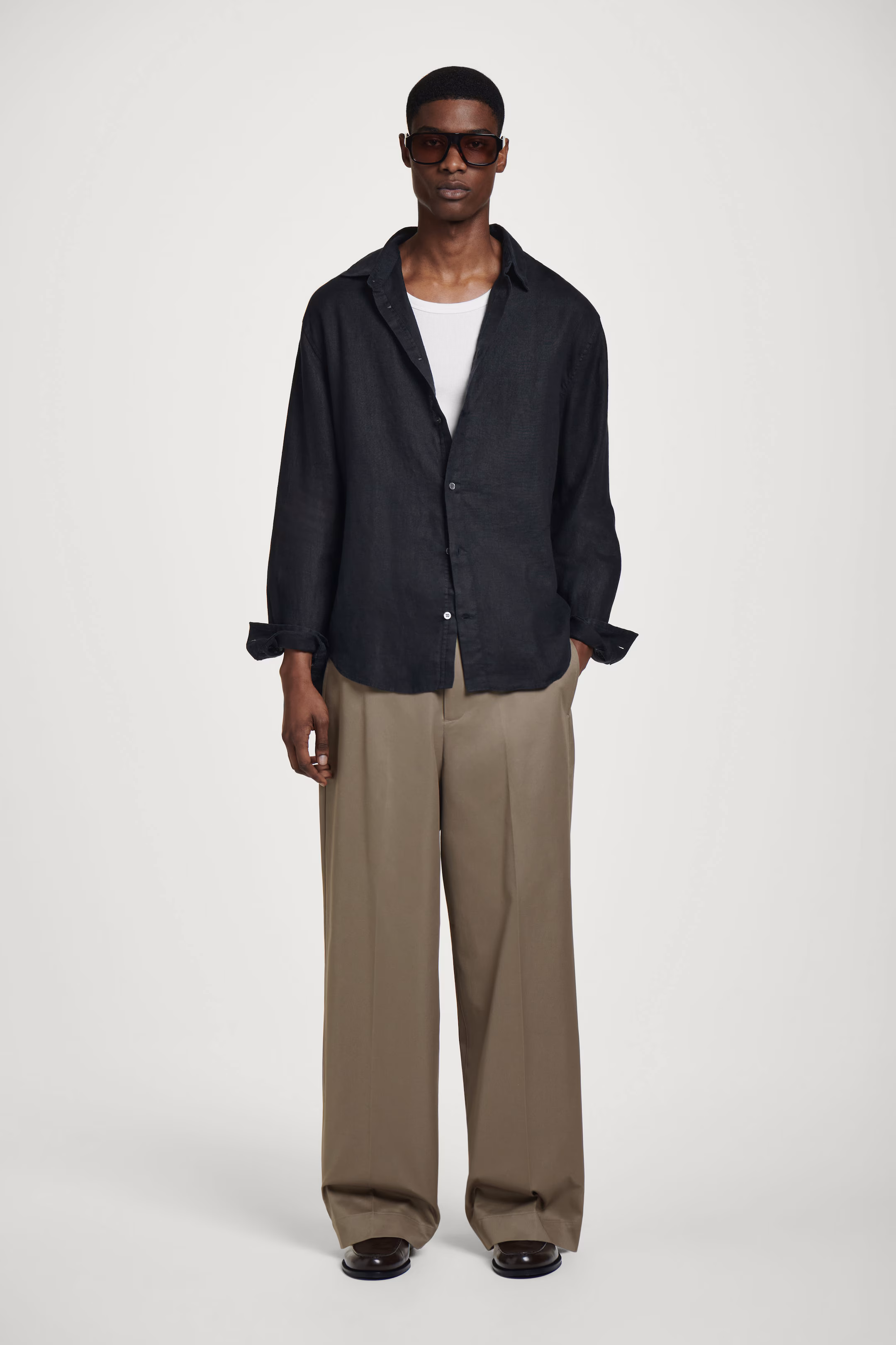 RELAXED LINEN LONG-SLEEVED SHIRT