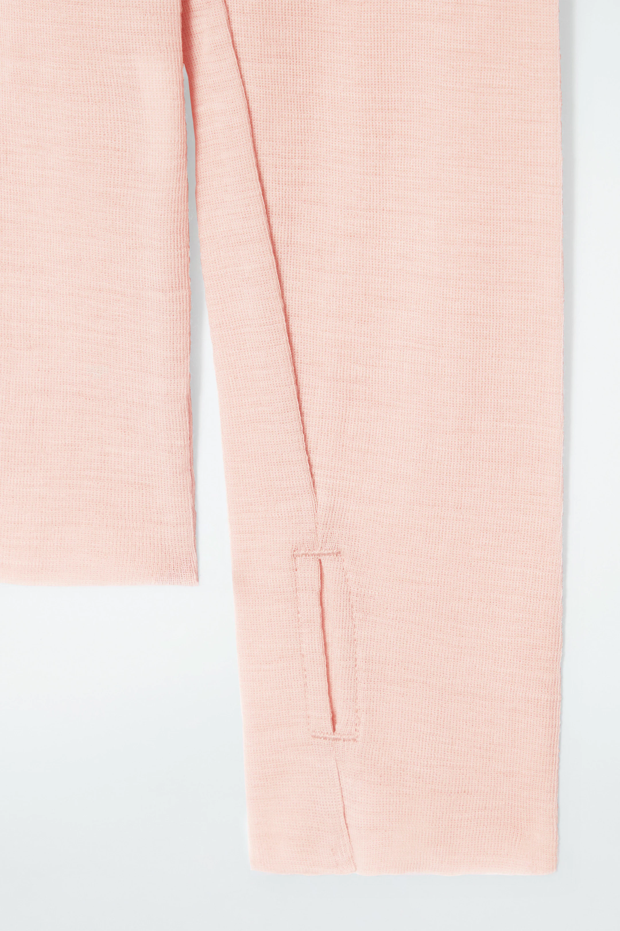 CREW-NECK MERINO WOOL TOP