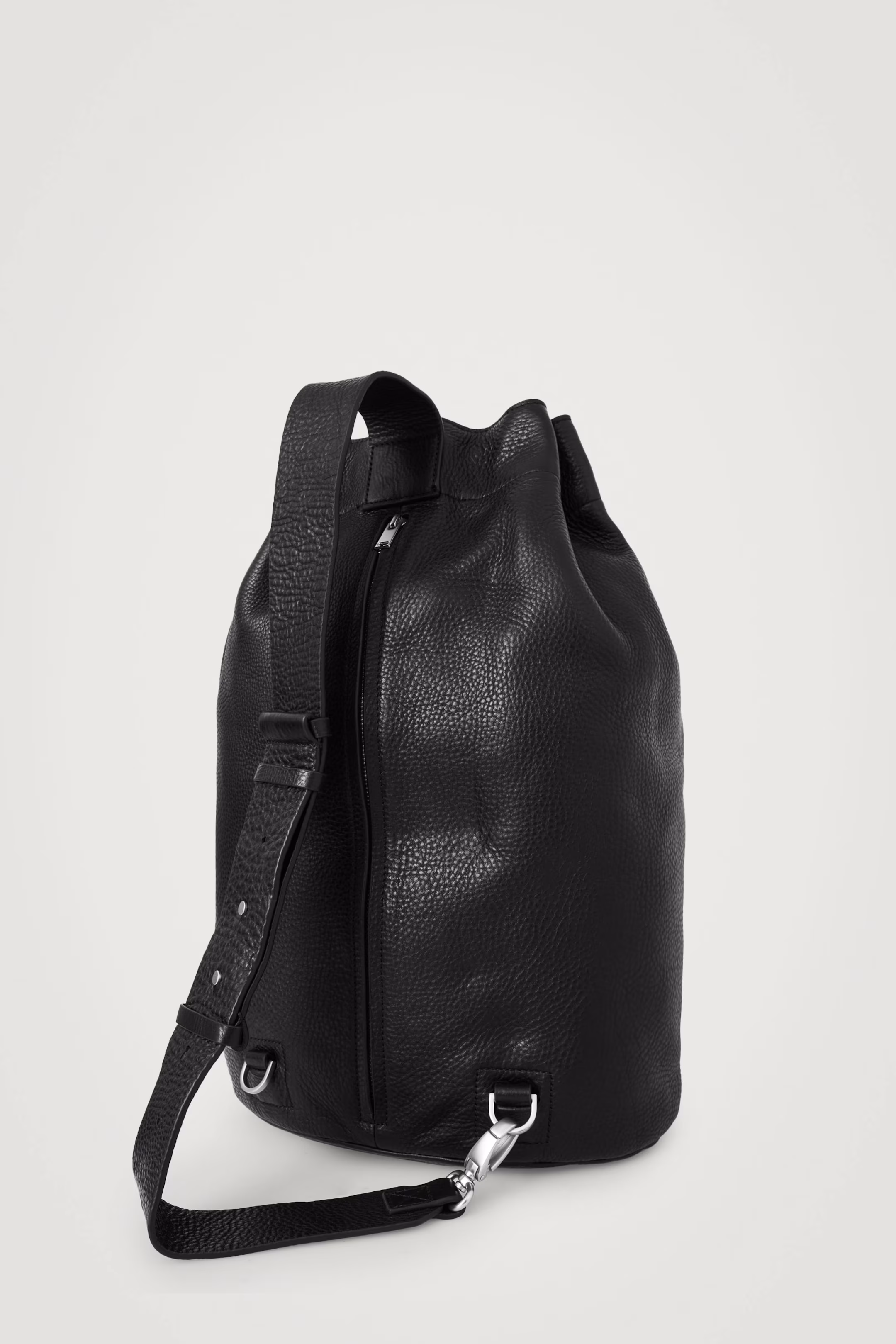 DRAWSTRING DUFFLE BAG - LEATHER