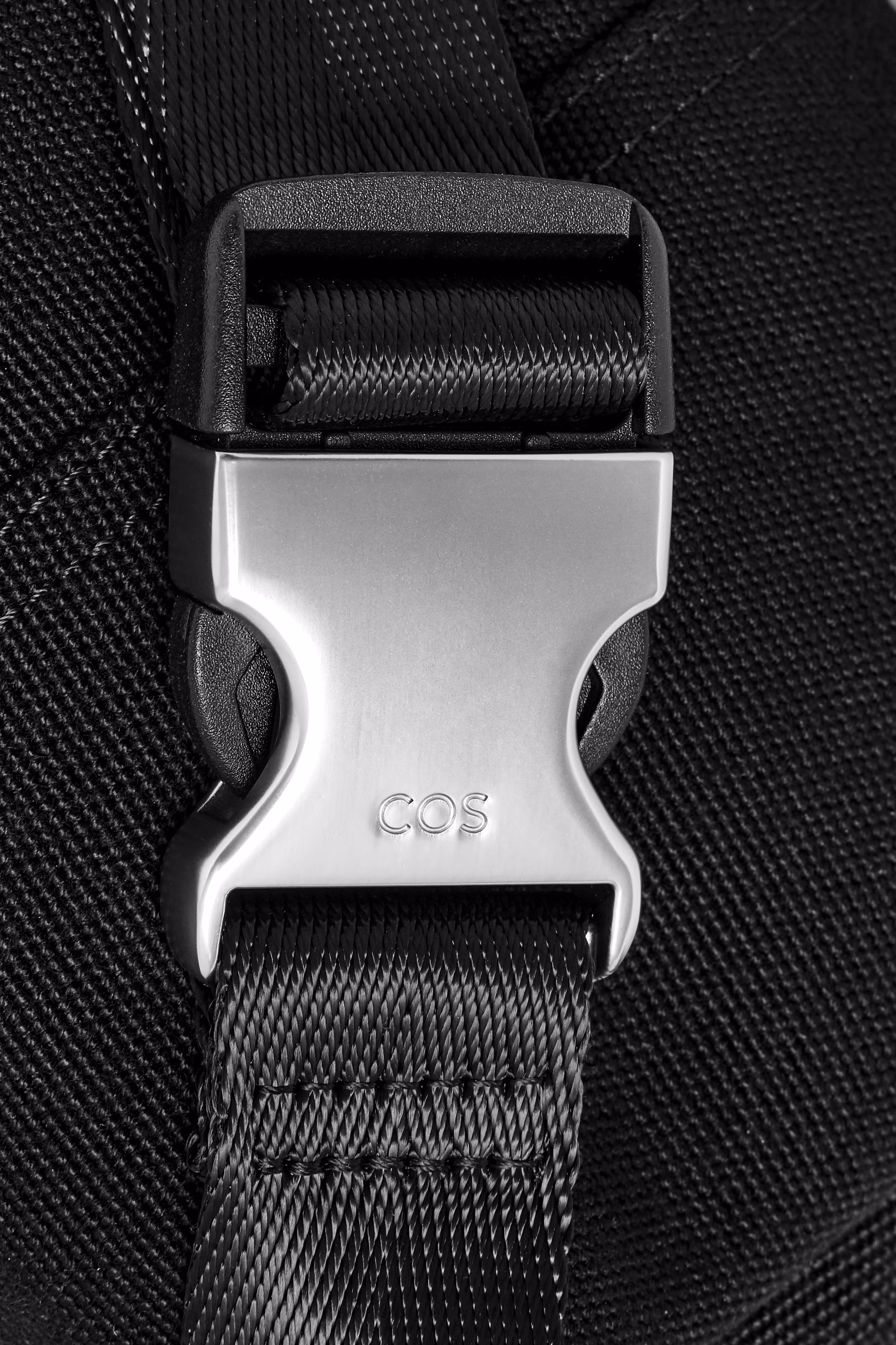 BOXY WATER-REPELLENT CROSSBODY BAG - CANVAS