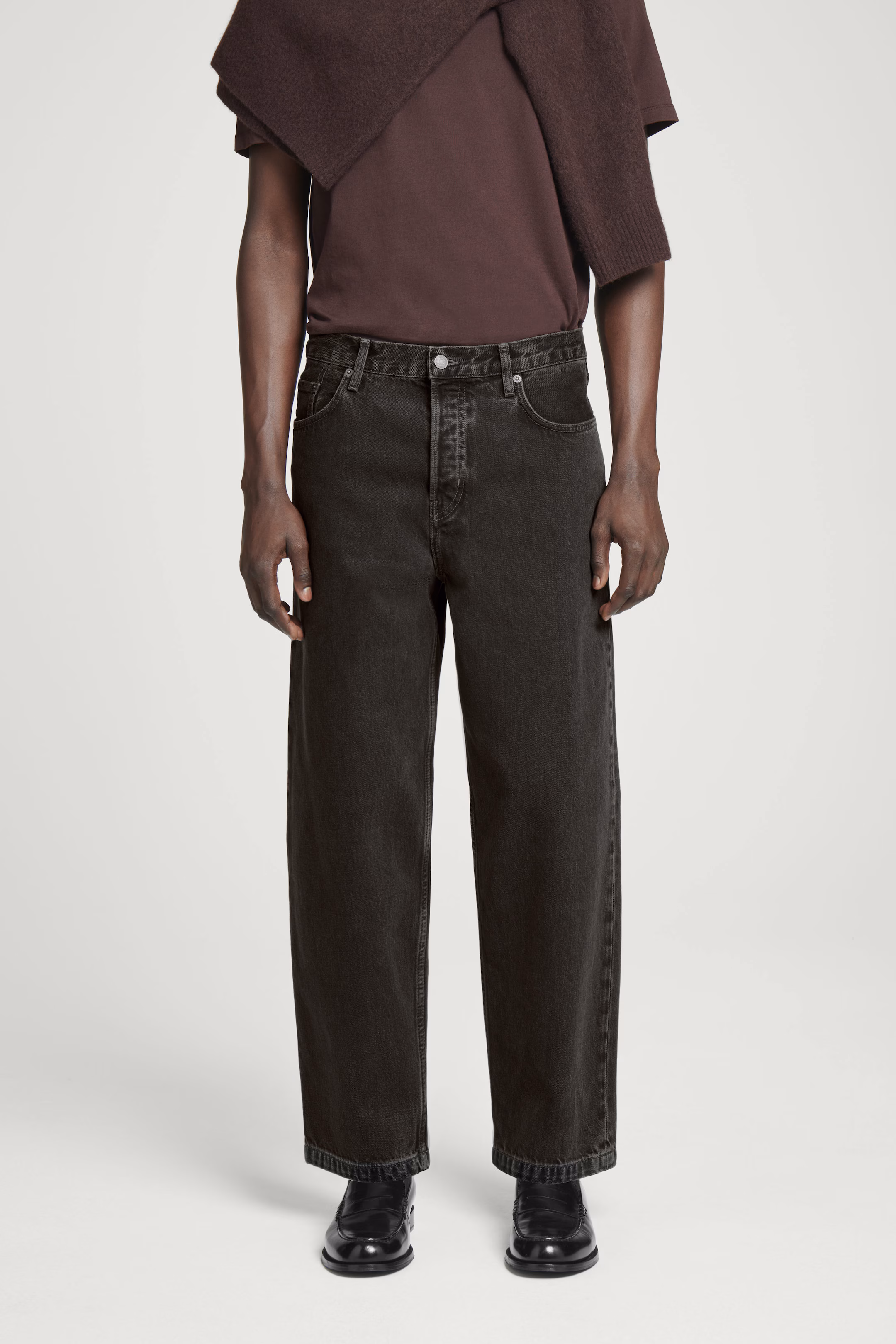 DOME STRAIGHT-LEG JEANS