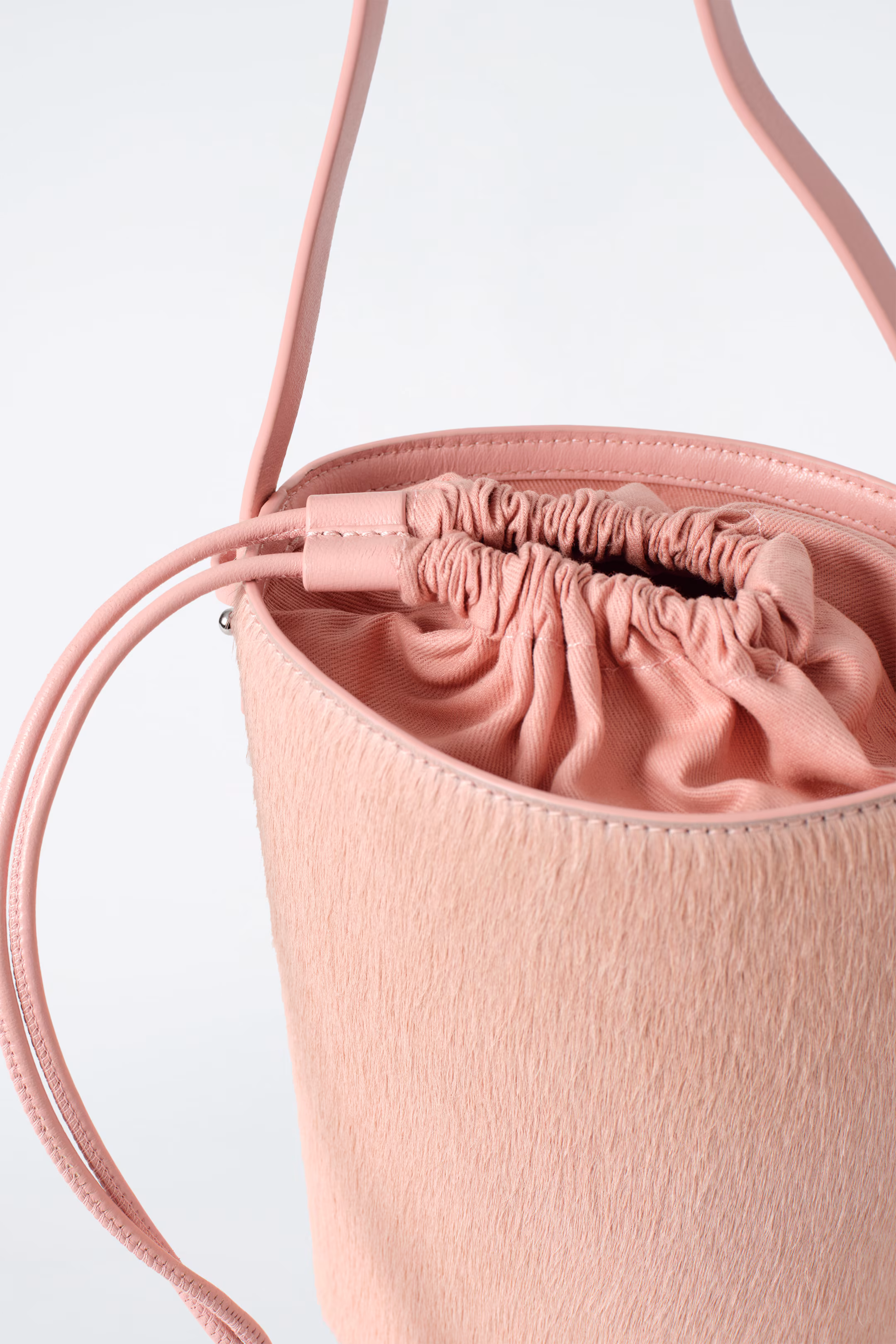 MINI BUCKET BAG - PONY HAIR