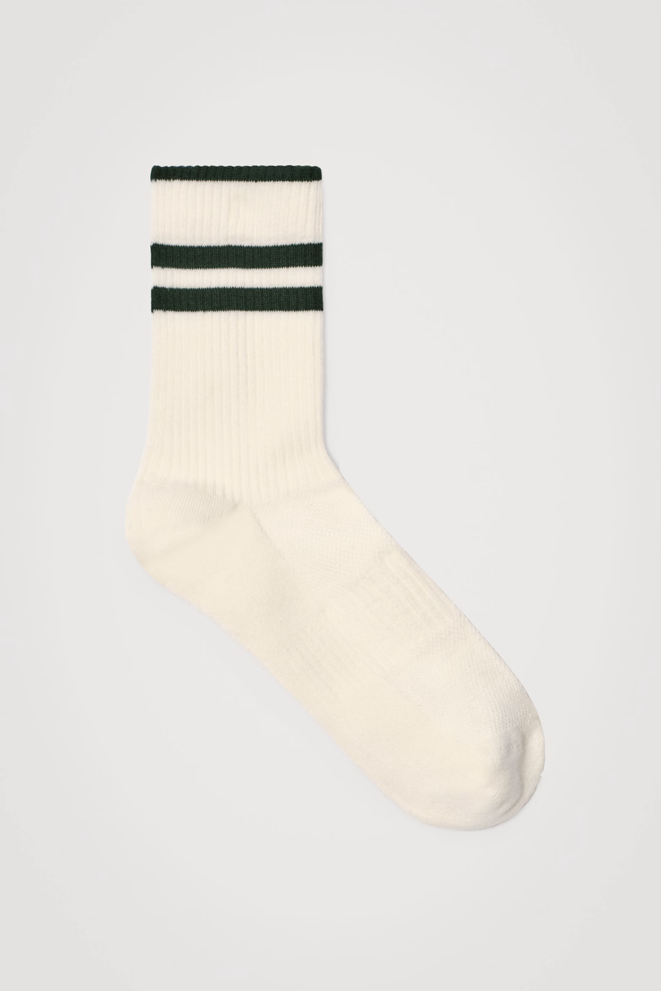 STRIPED SPORTS SOCKS
