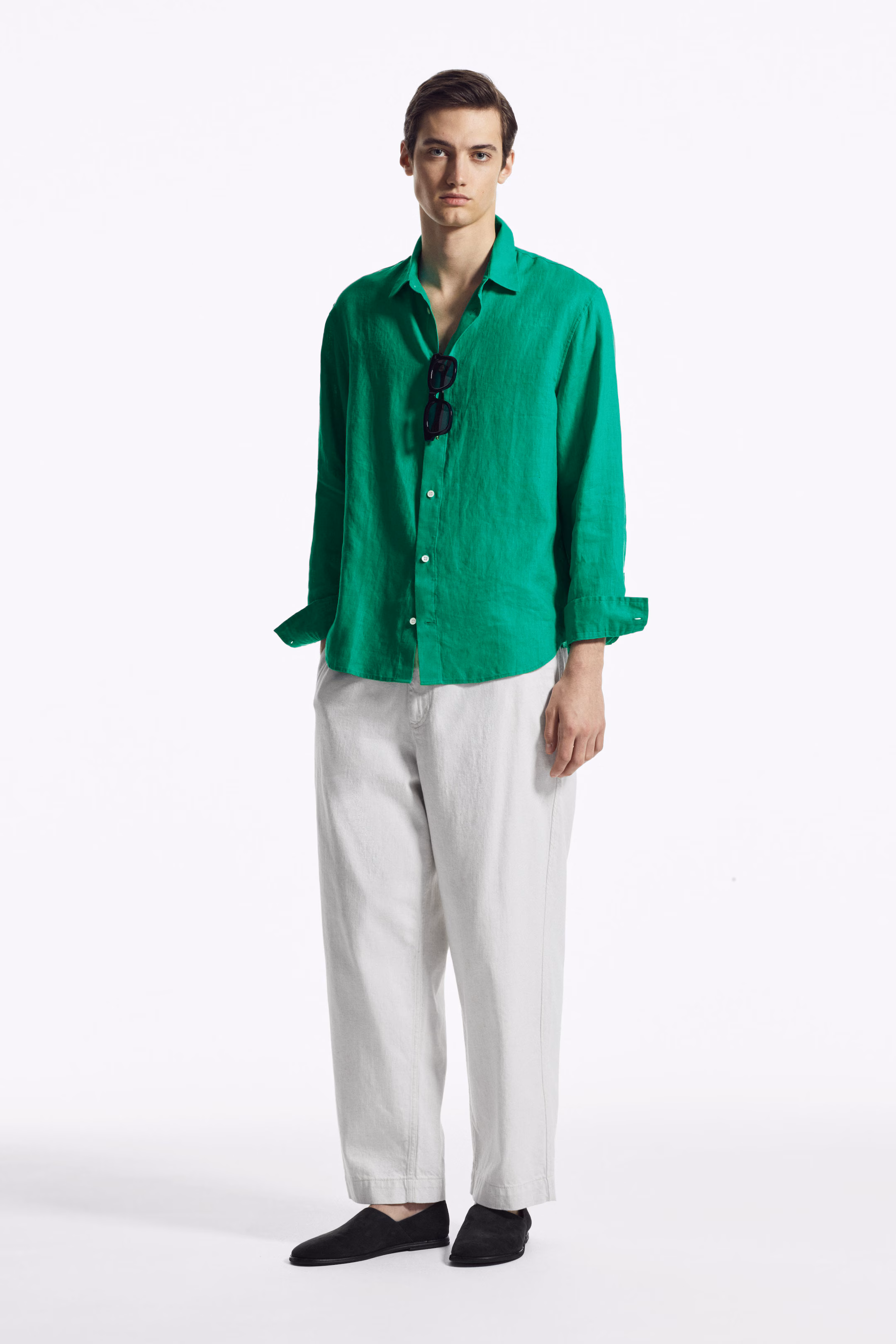 RELAXED LINEN LONG-SLEEVED SHIRT