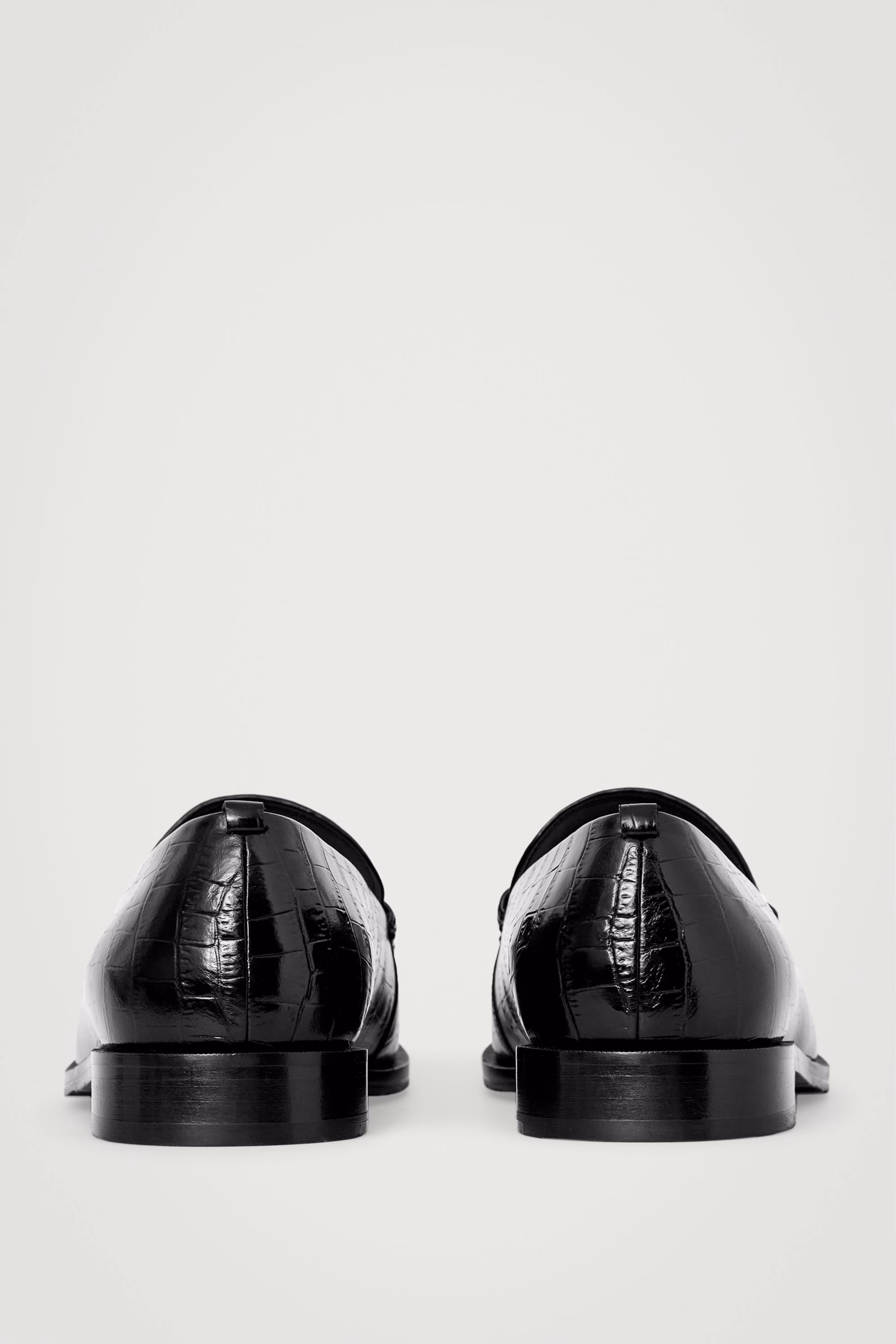 CROC-EFFECT LEATHER LOAFERS