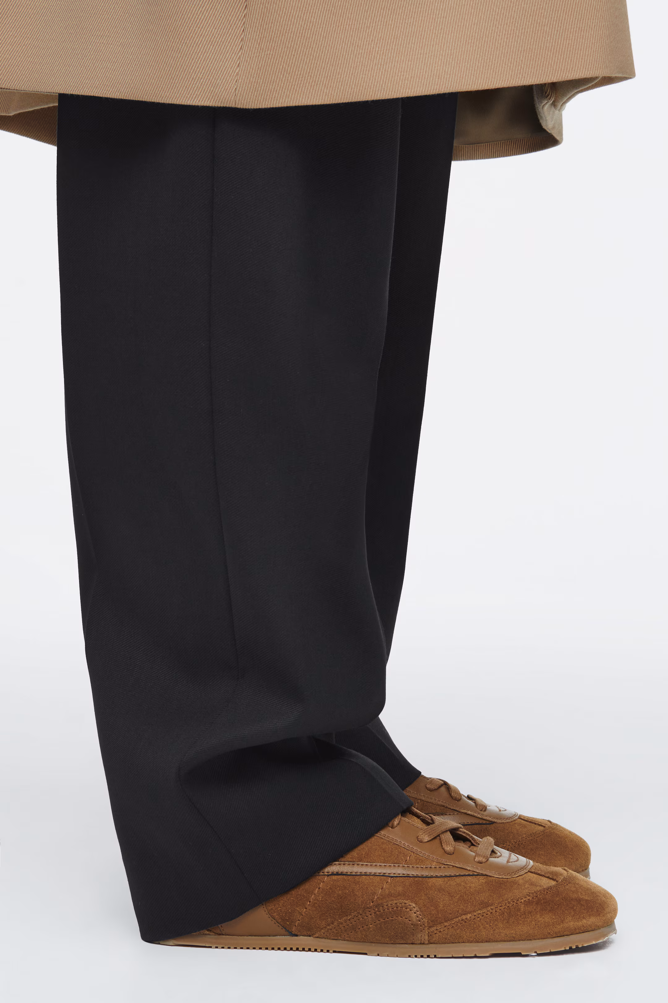 MINIMAL SUEDE TRAINERS