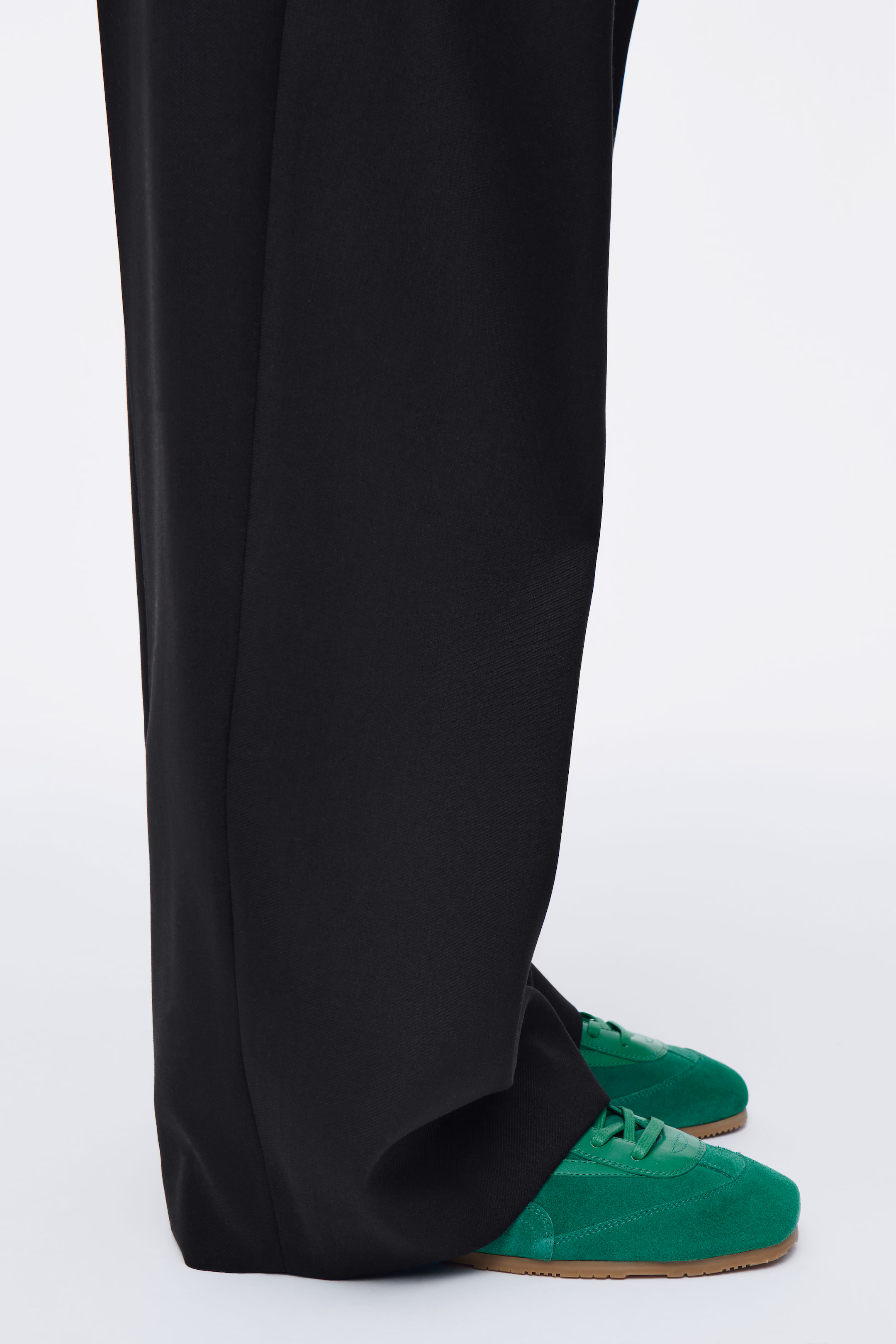 MINIMAL SUEDE TRAINERS