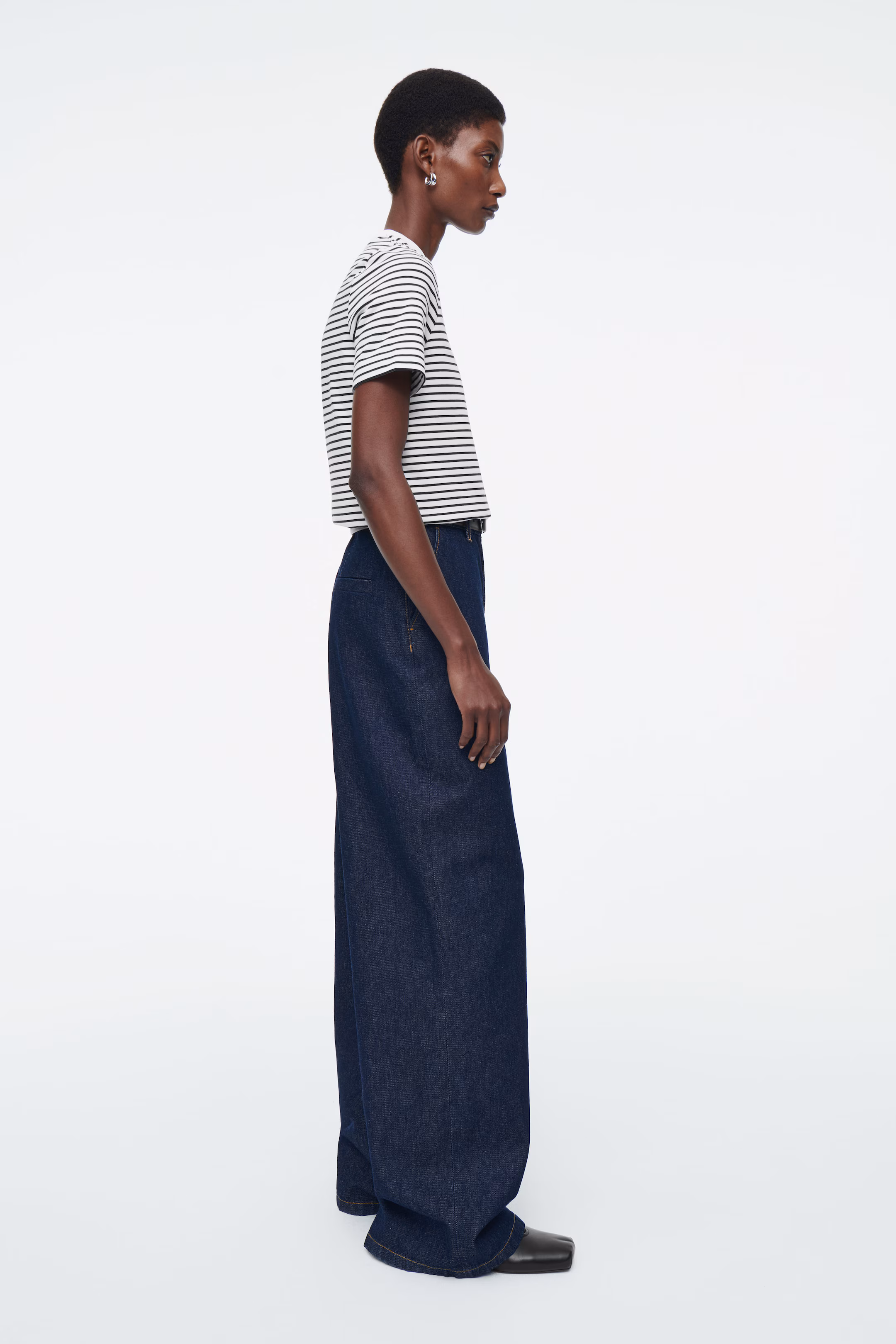 CLEAN CUT REGULAR T-SHIRT