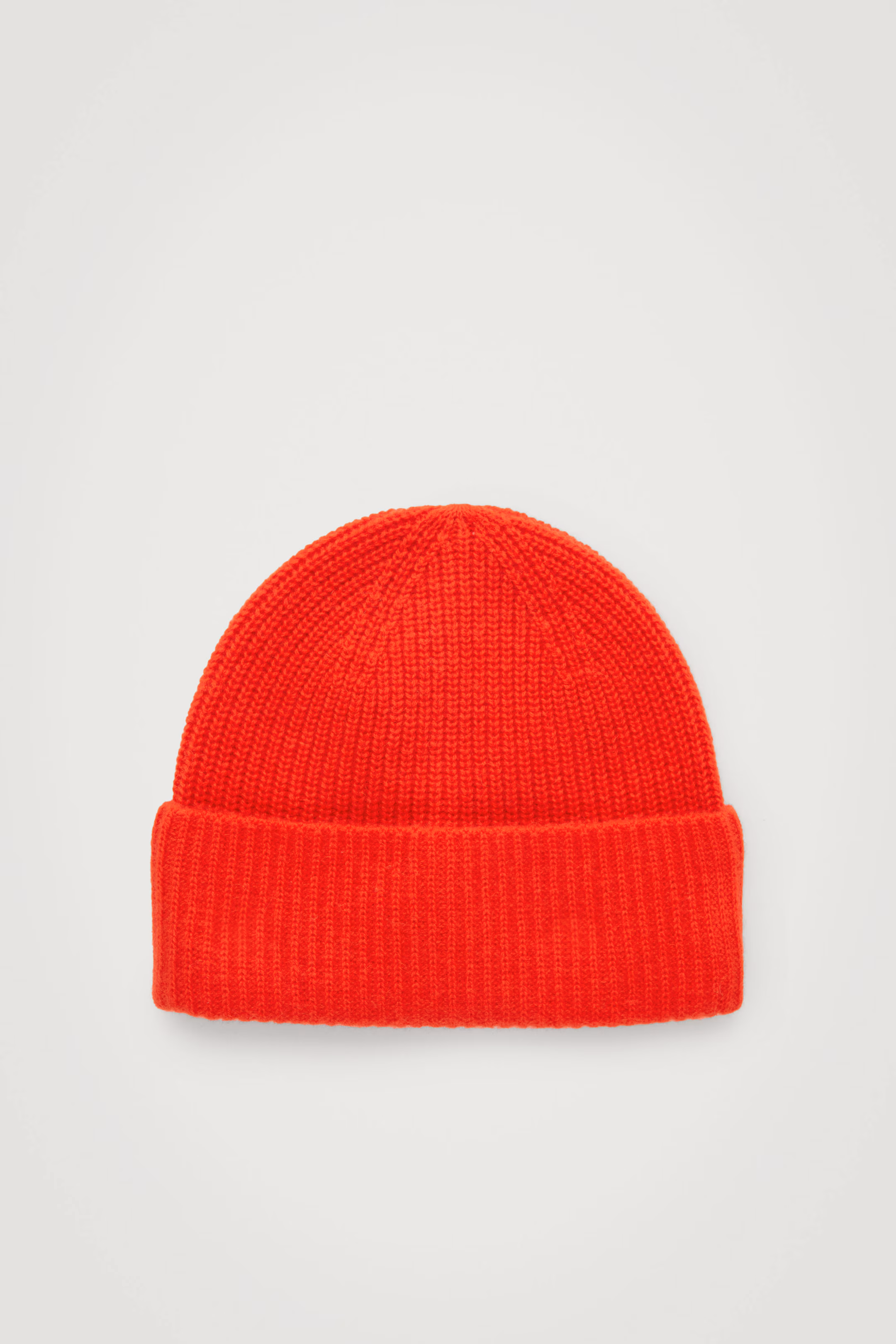 RIBBED WOOL AND CASHMERE BEANIE