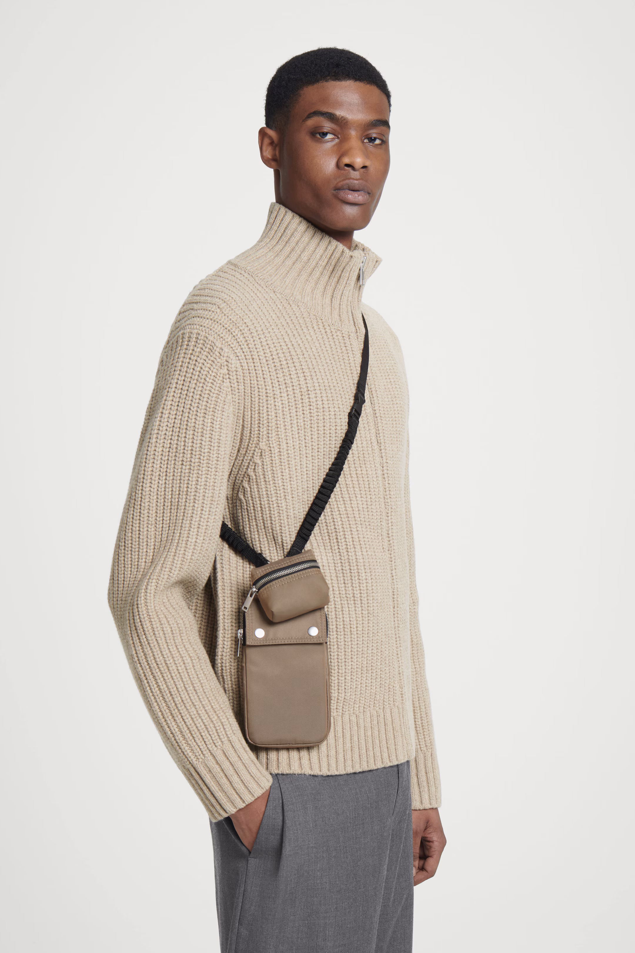 UTILITY PHONE POUCH - NYLON