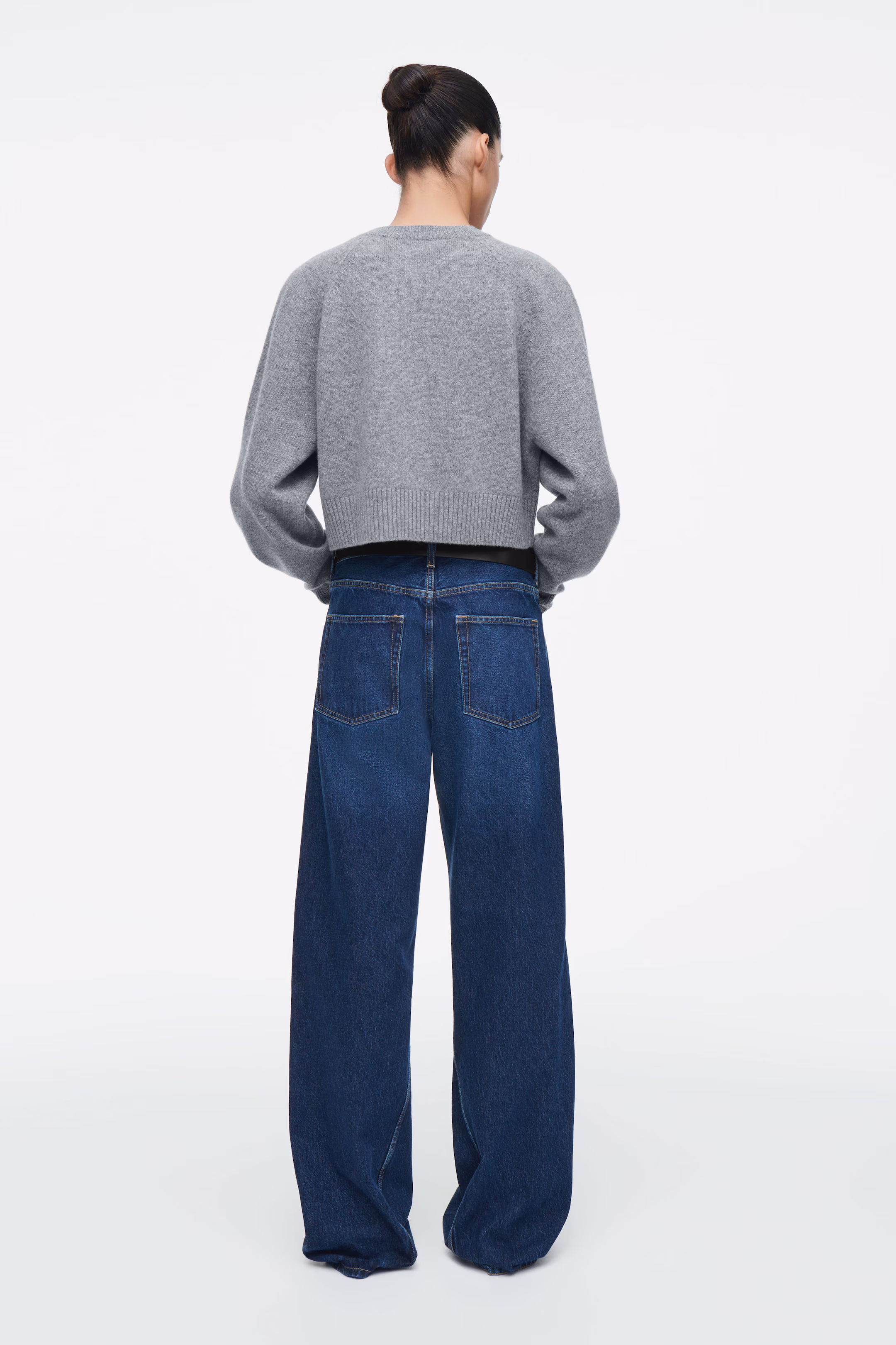 CROPPED WOOL CARDIGAN