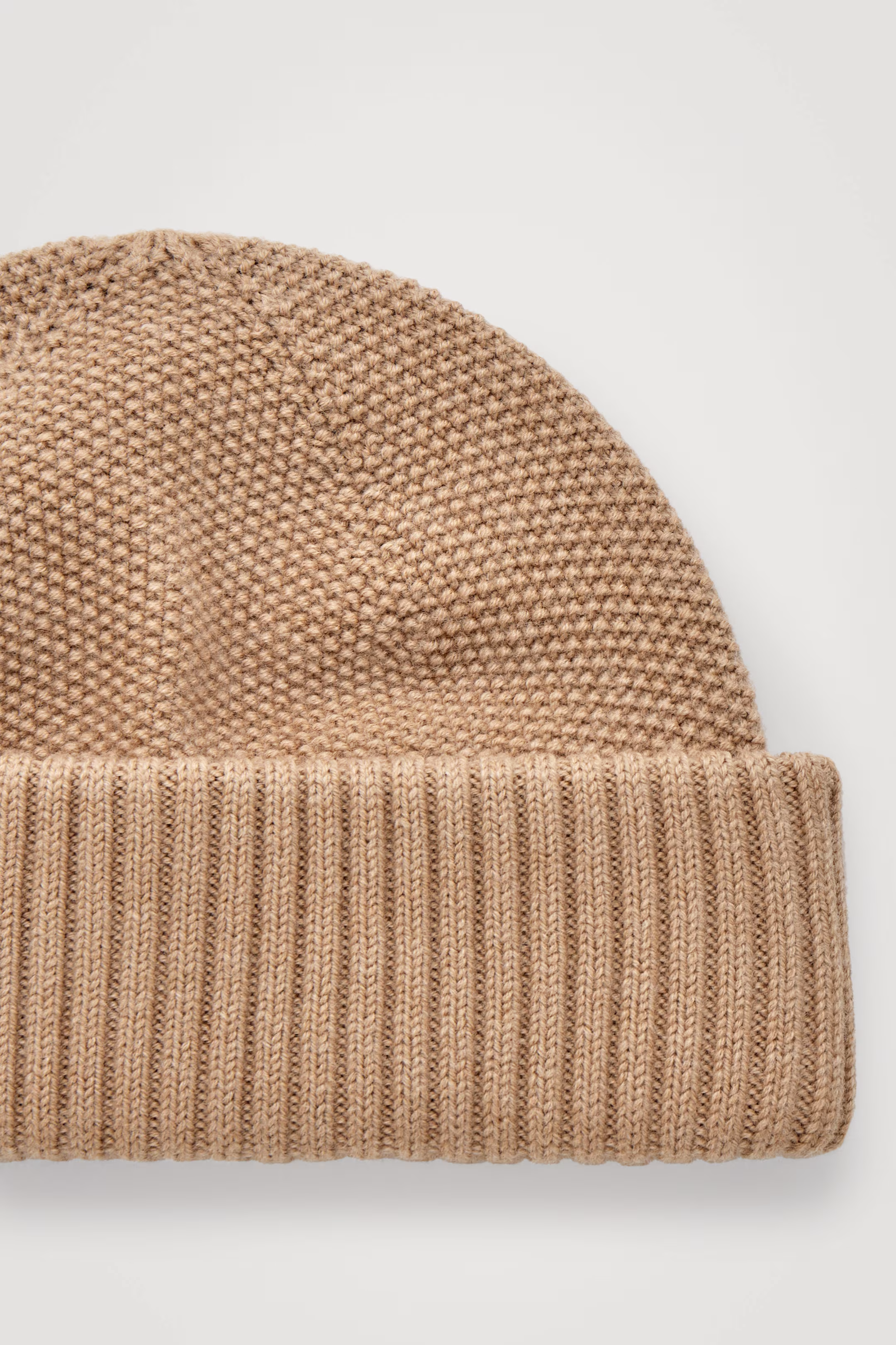 TEXTURED WOOL BEANIE