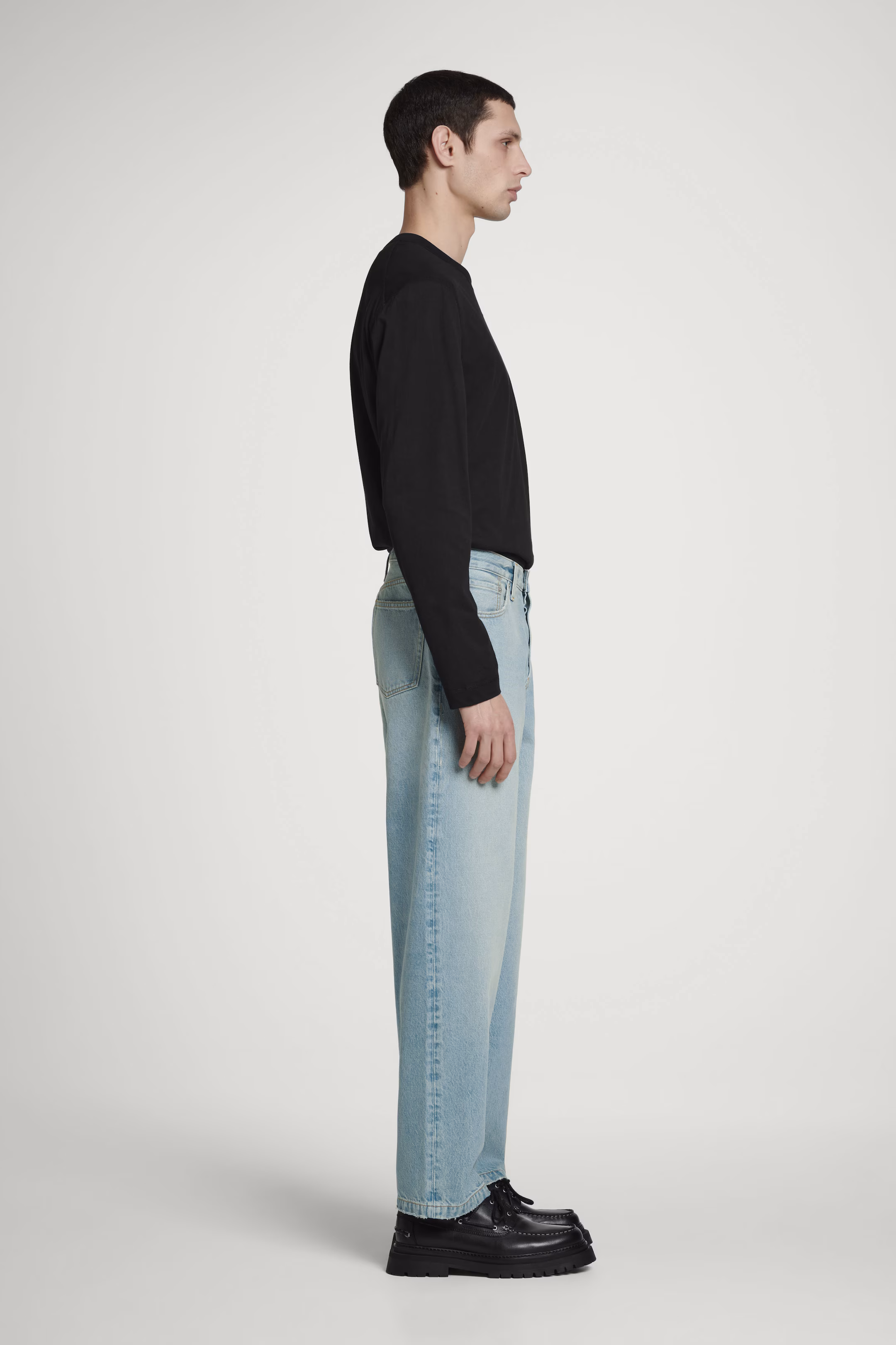 DOME STRAIGHT-LEG JEANS