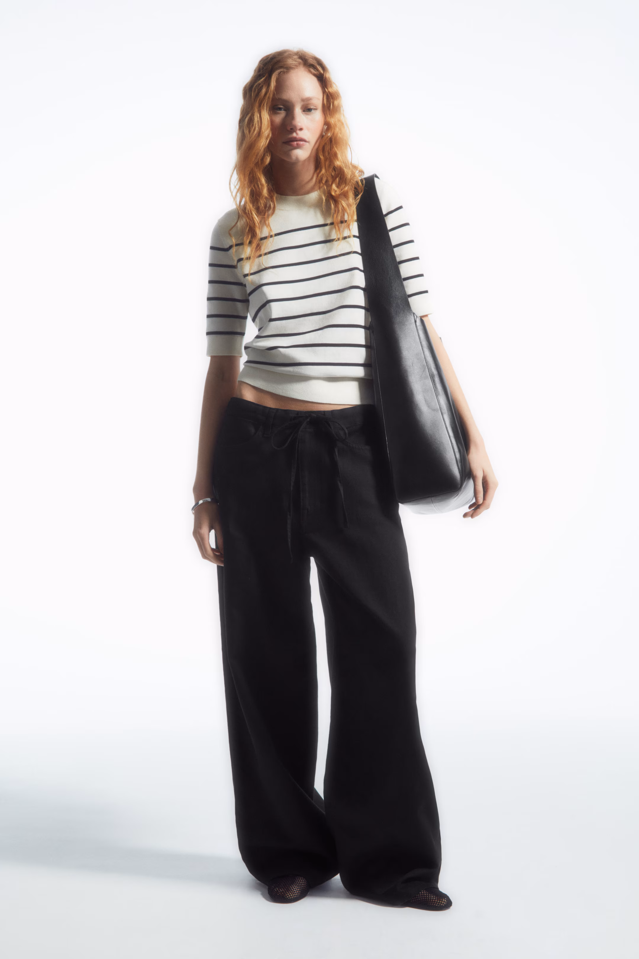 REGULAR KNITTED T-SHIRT