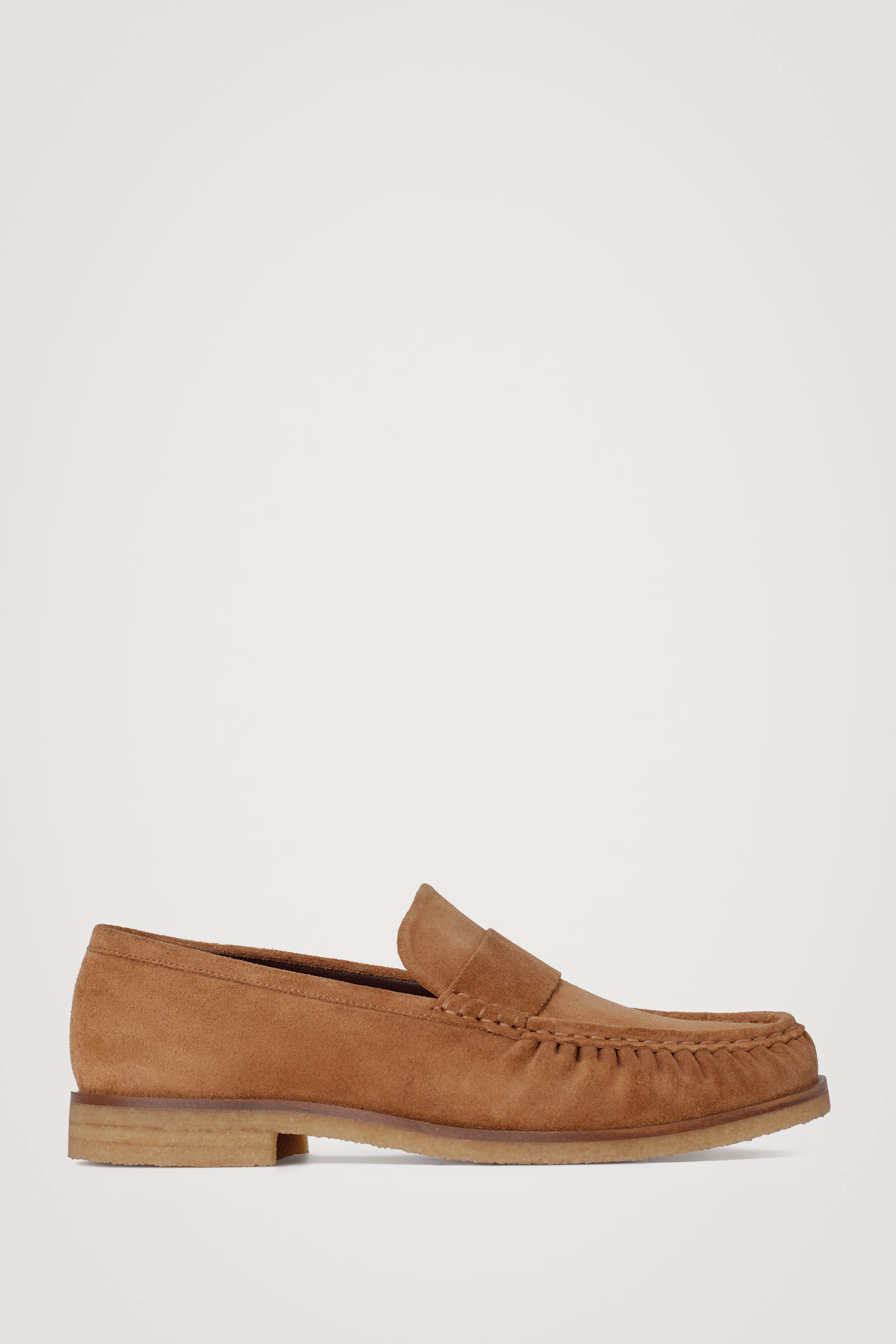 GATHERED SUEDE LOAFERS