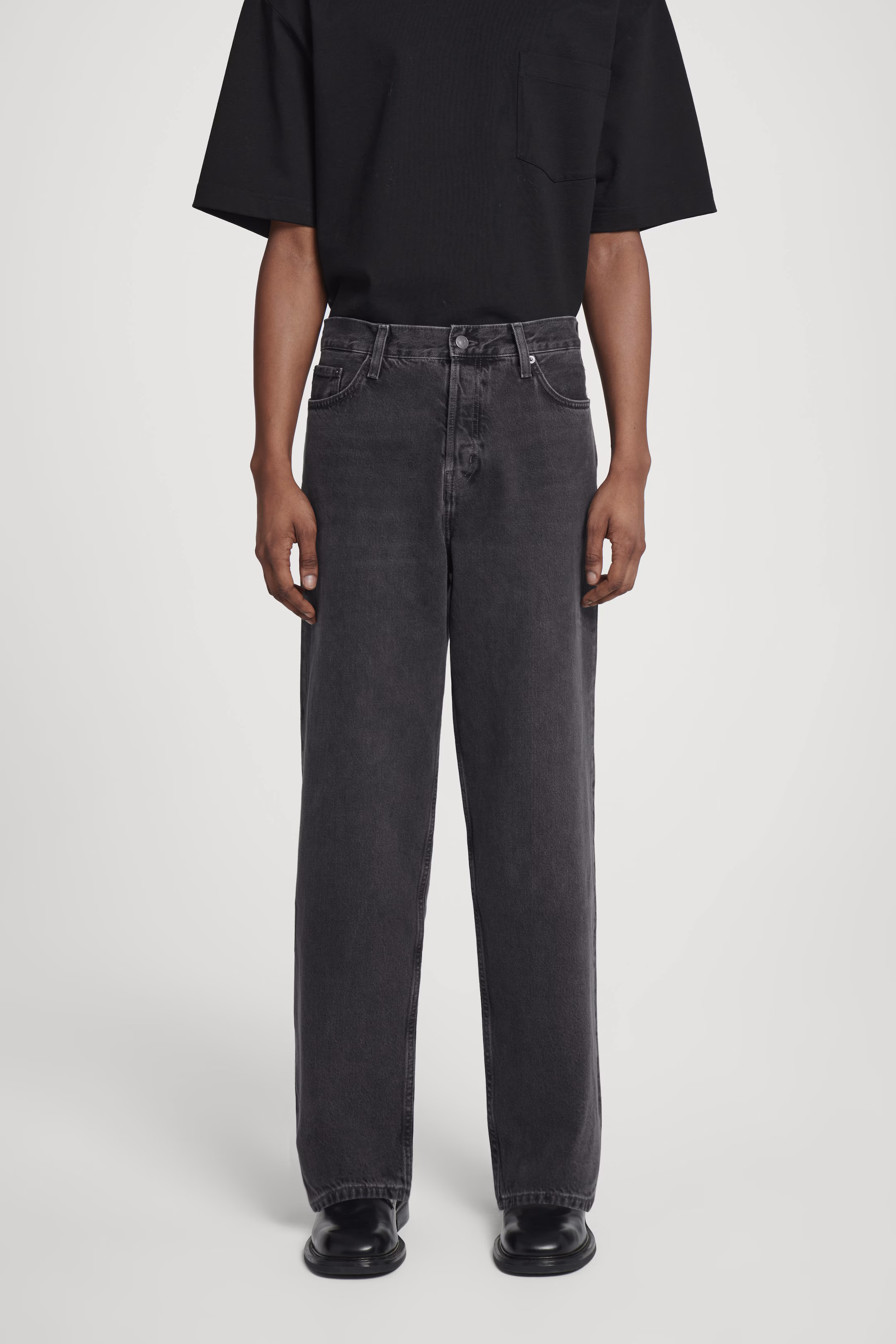 RIDER STRAIGHT-LEG JEANS