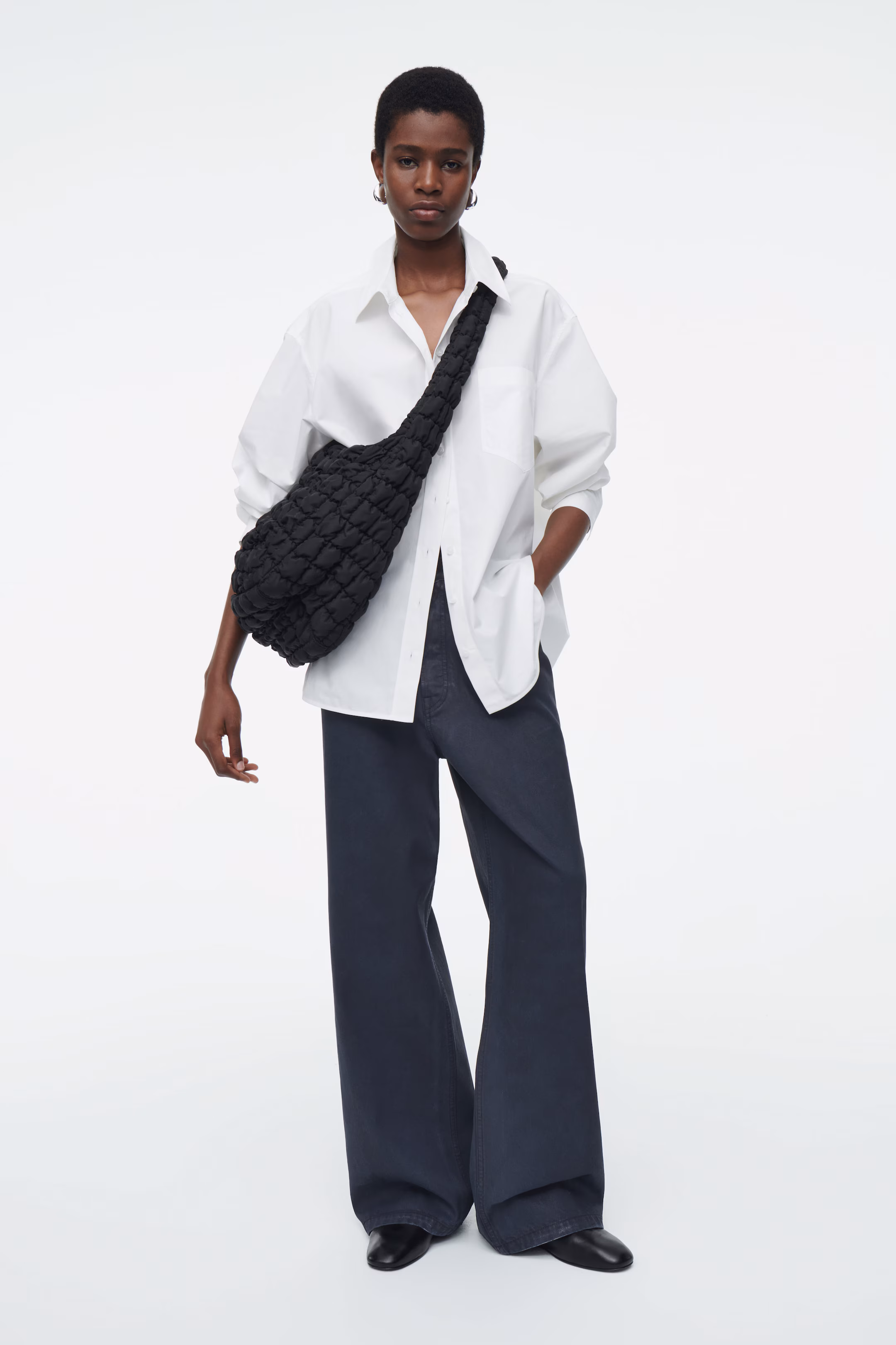 OVERSIZED QUILTED CROSSBODY BAG