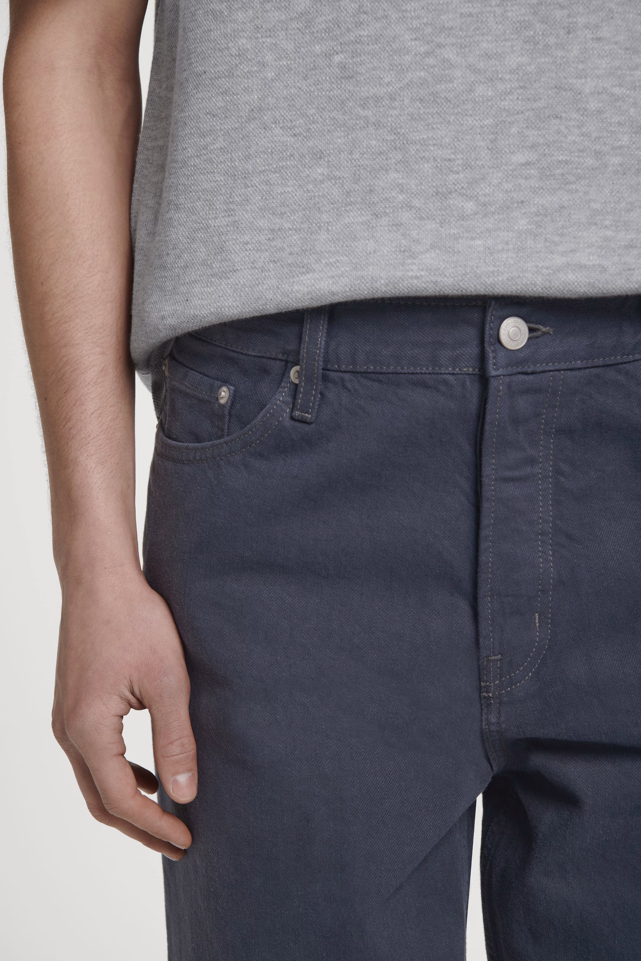 RIDER STRAIGHT-LEG JEANS