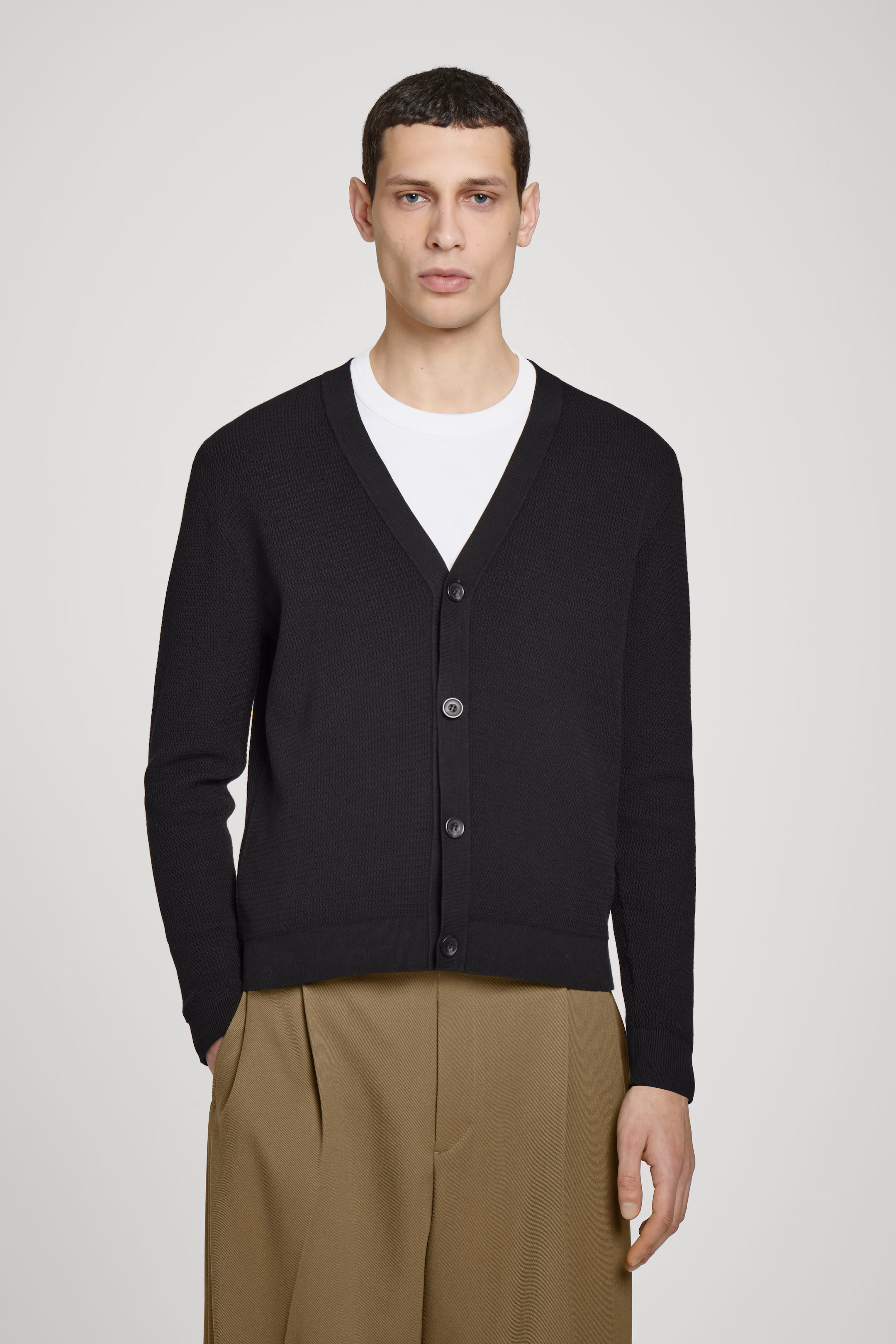 TEXTURED KNITTED COTTON V-NECK CARDIGAN