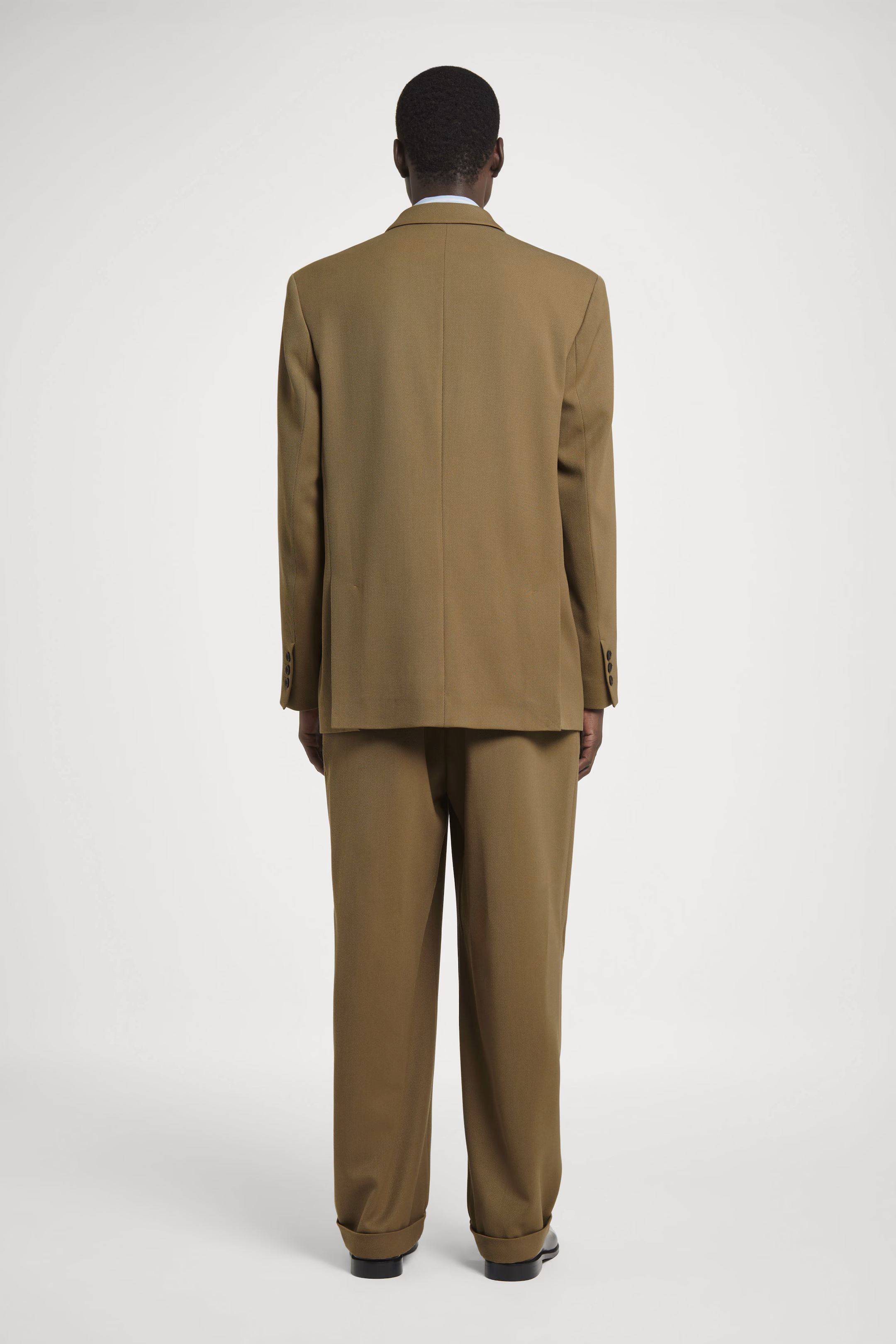 RELAXED DOUBLE-BREASTED WOOL BLAZER