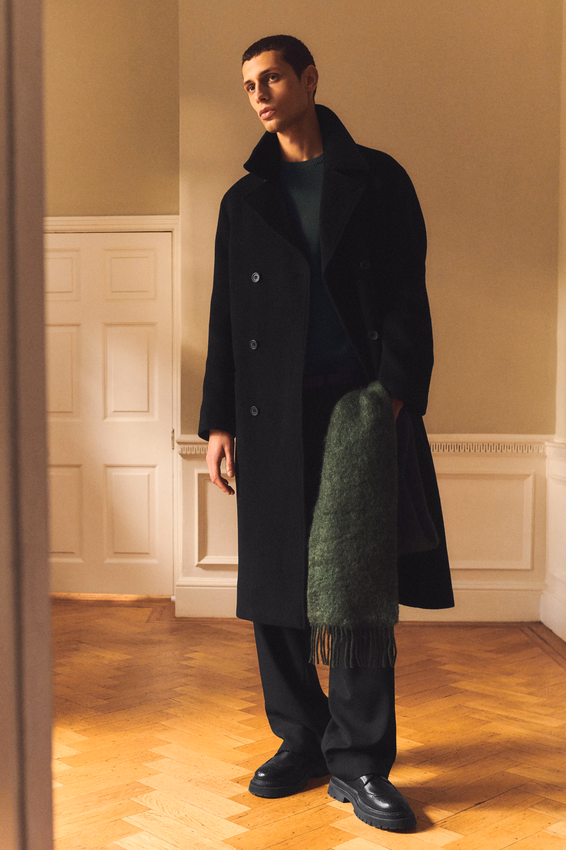 FRINGED MOHAIR SCARF