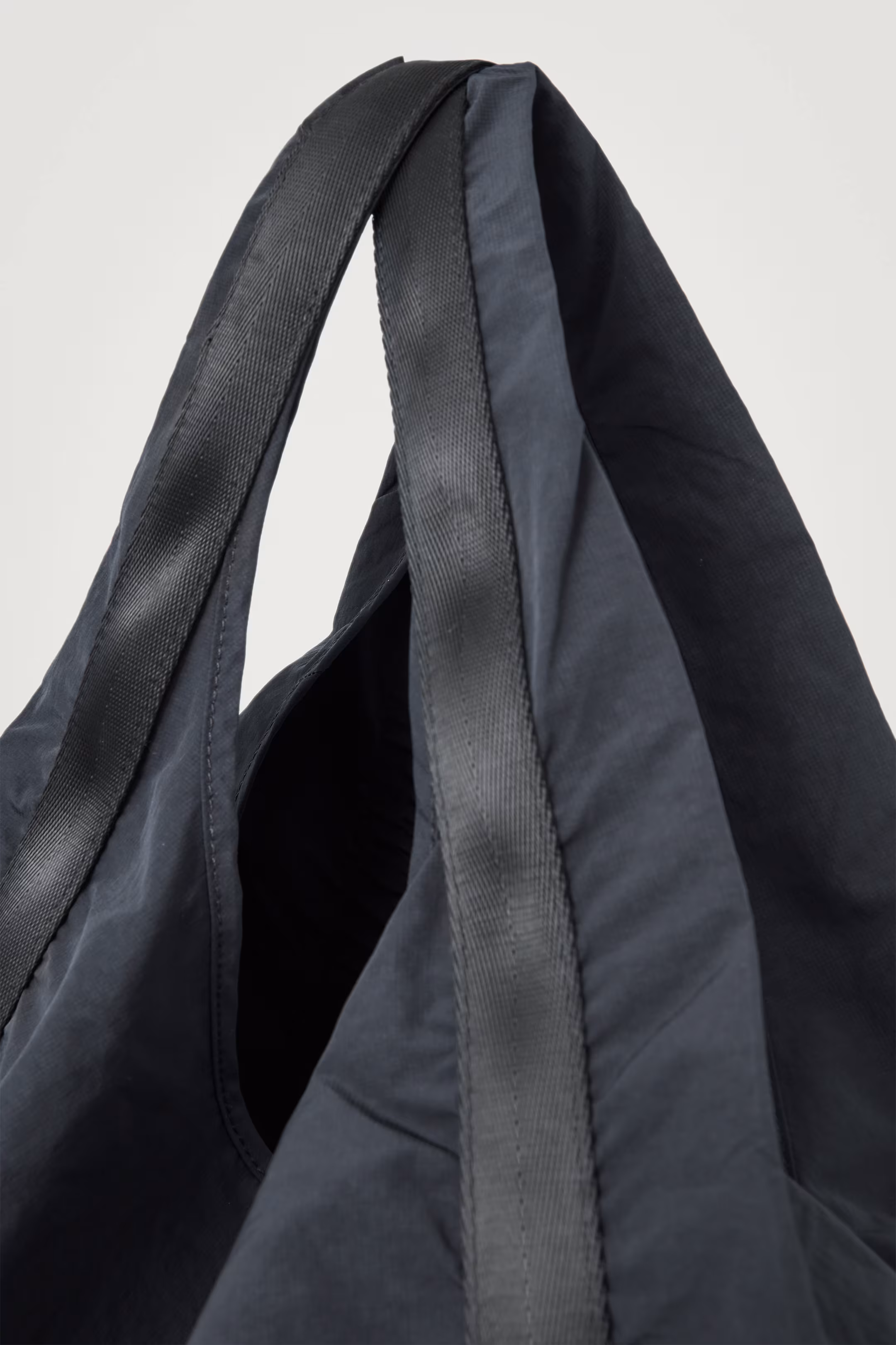 NYLON PARACHUTE TOTE