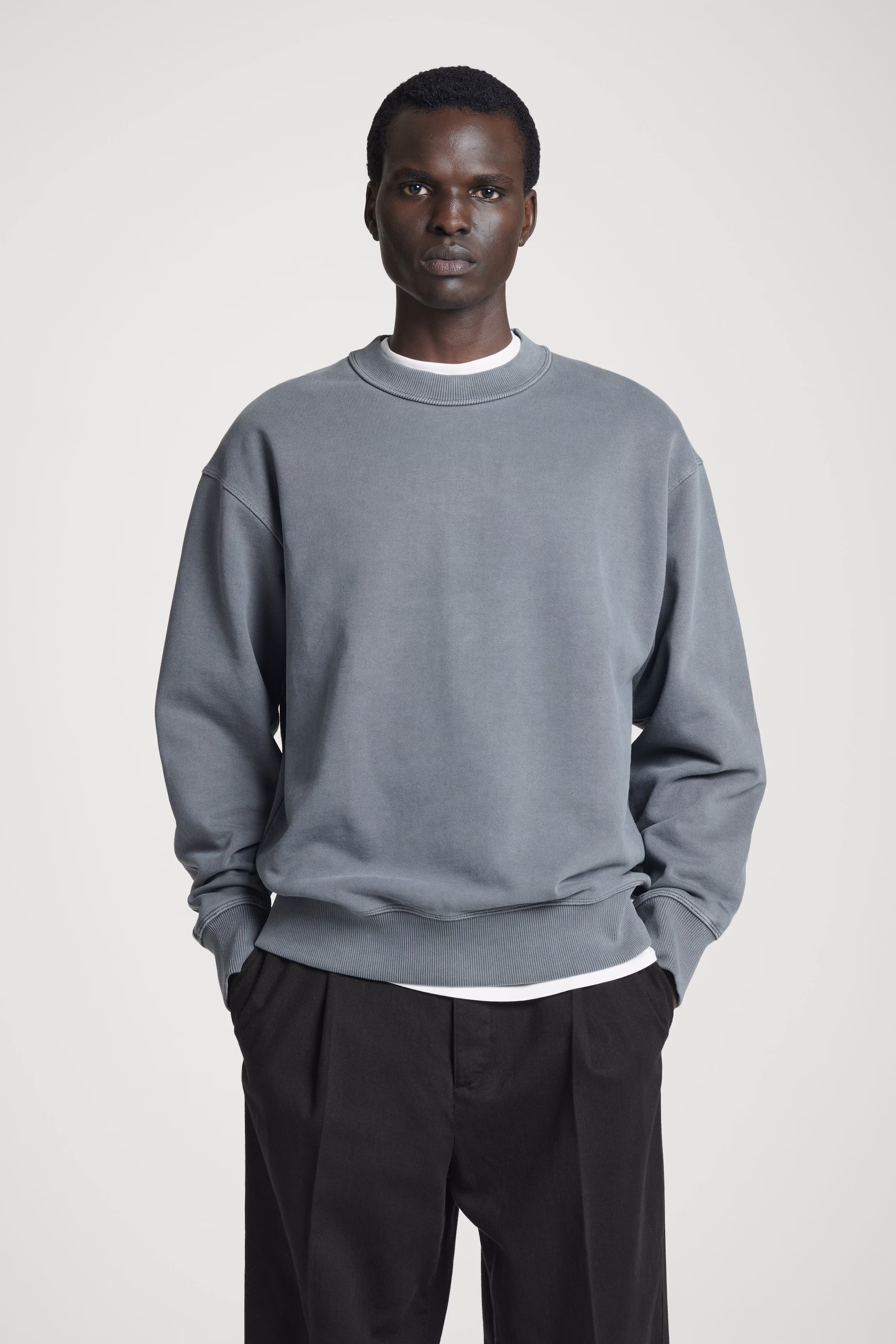RELAXED WASHED-COTTON SWEATSHIRT