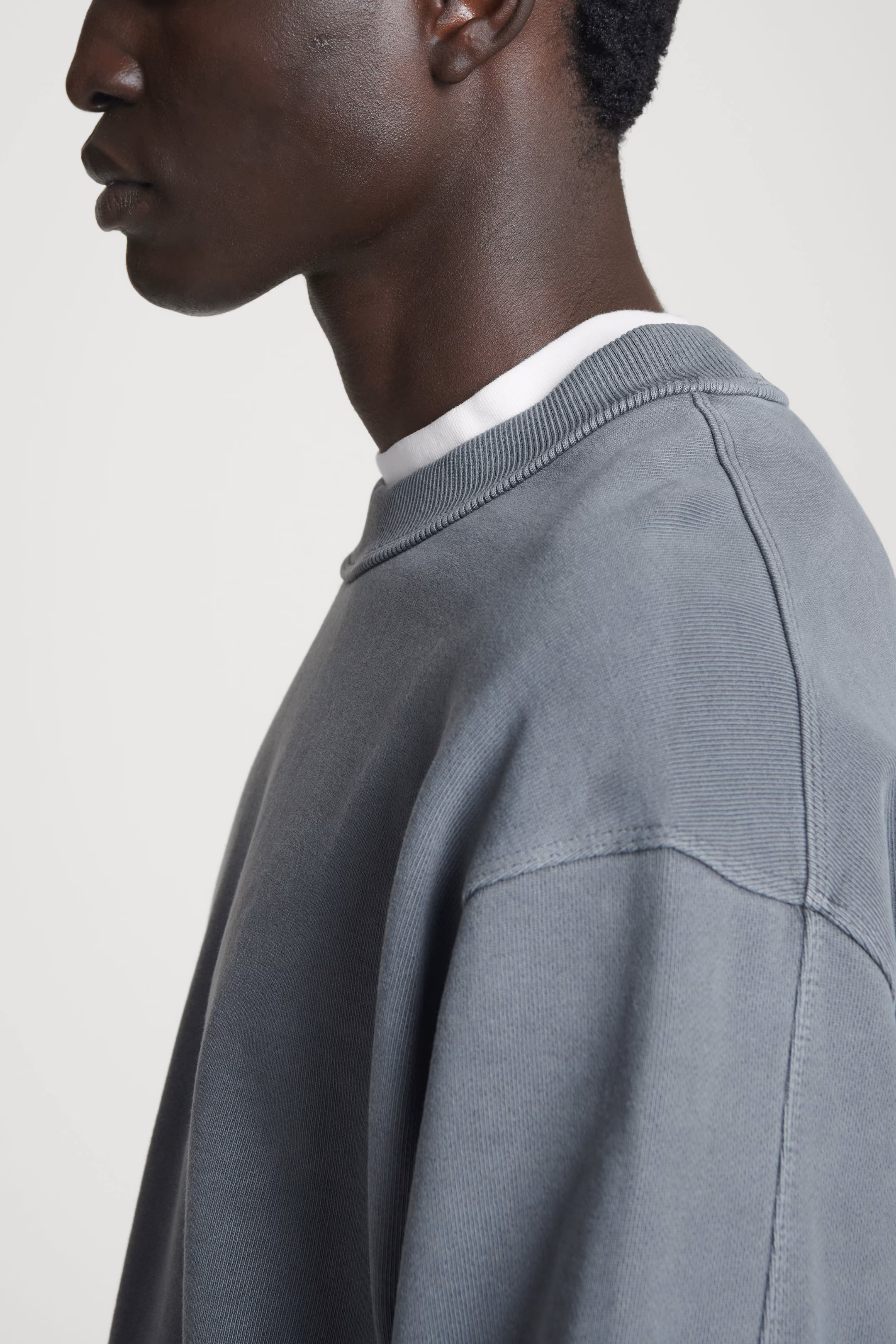 RELAXED WASHED-COTTON SWEATSHIRT