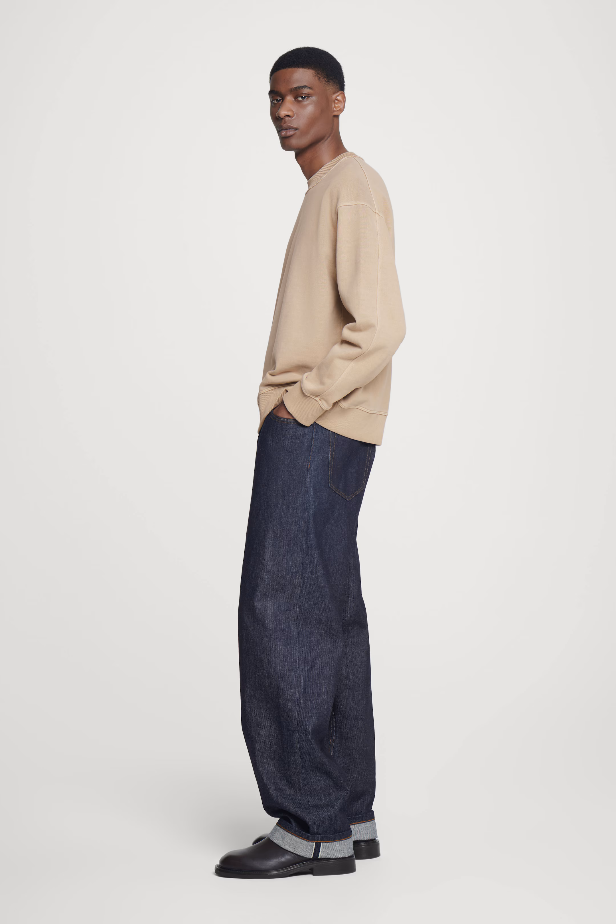 RELAXED WASHED-COTTON SWEATSHIRT