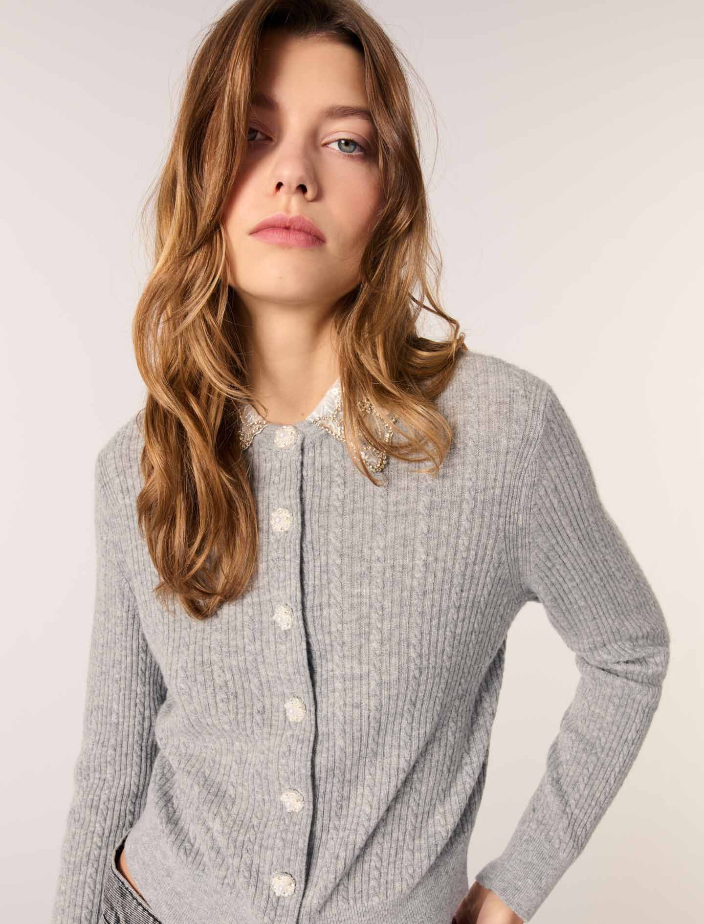 Cardigan with removable collar