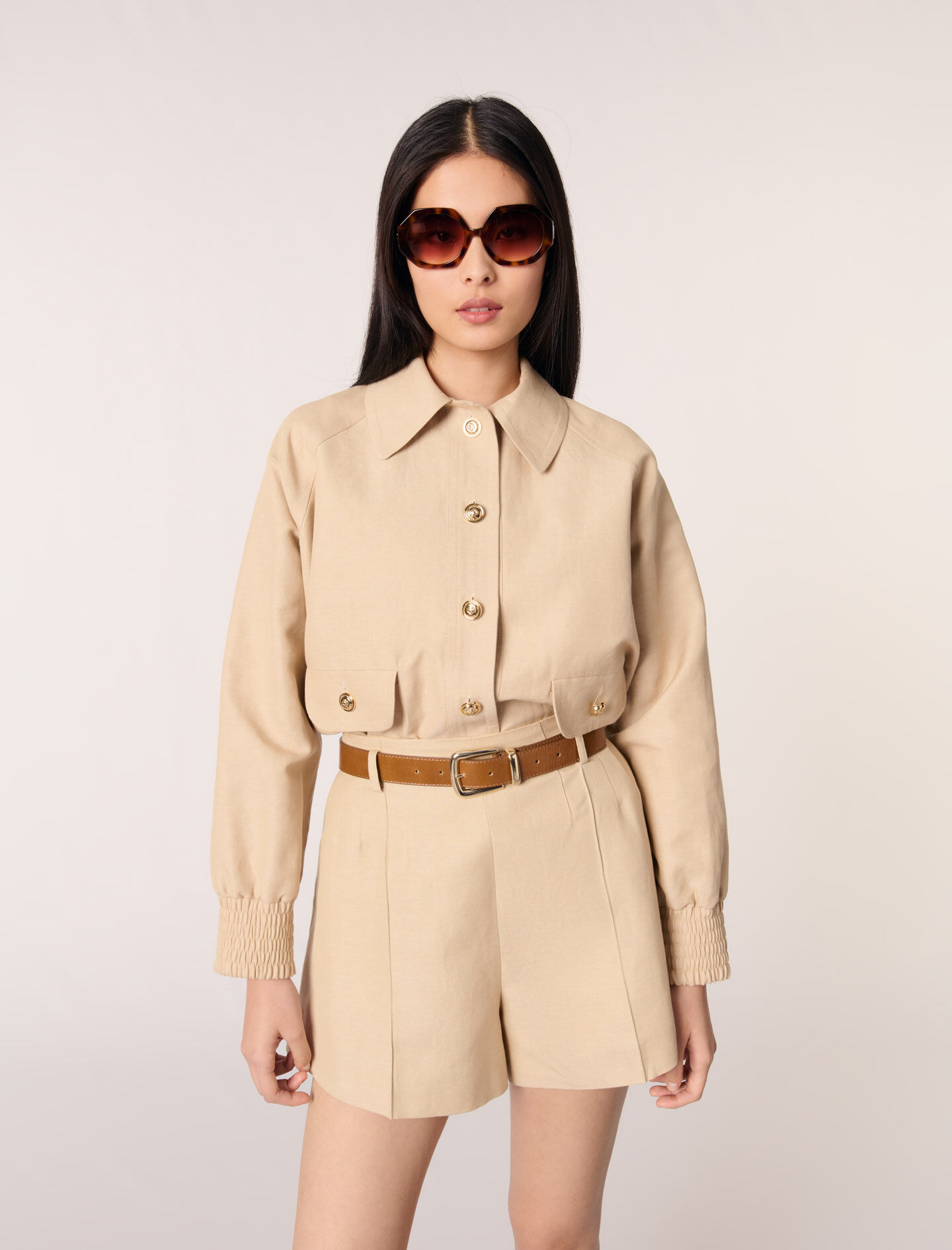 Linen and cotton shorts with darts