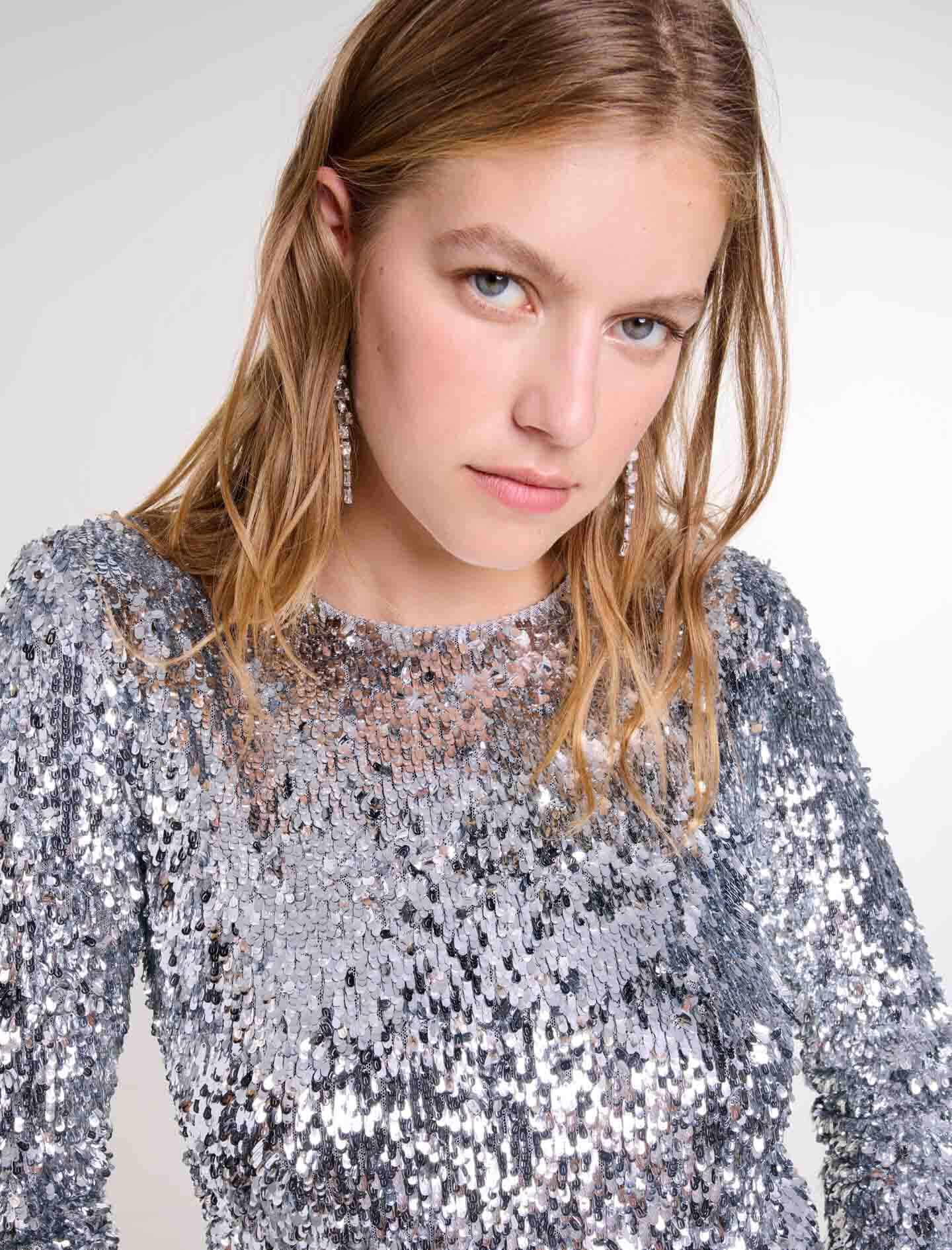 Long-sleeved sequinned top