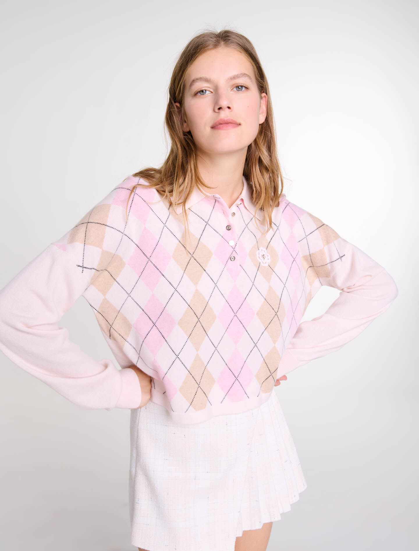 Short wool-blend sweater