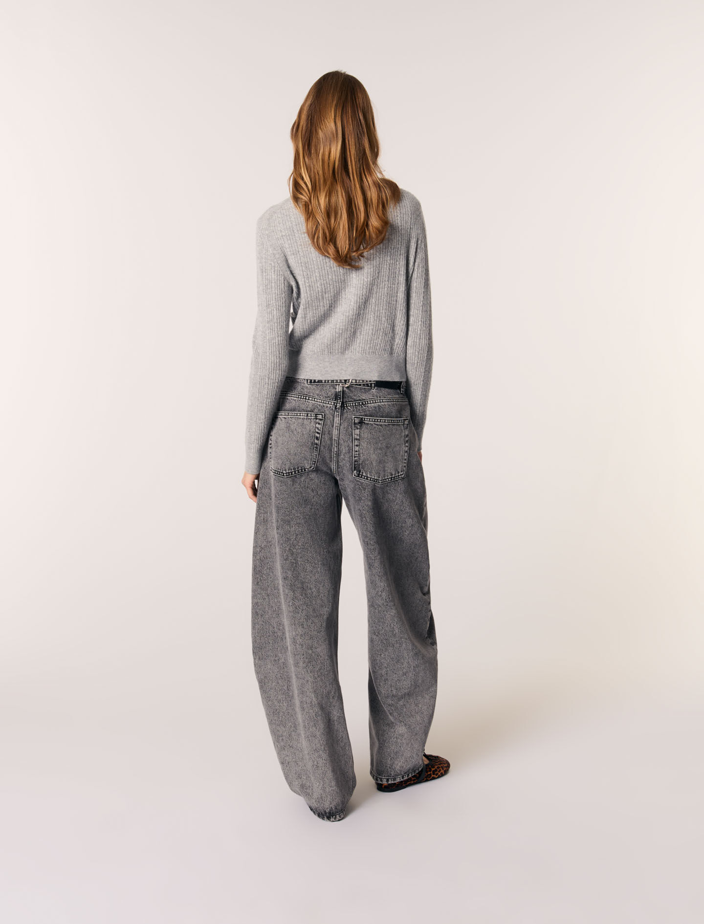 Cardigan with removable collar