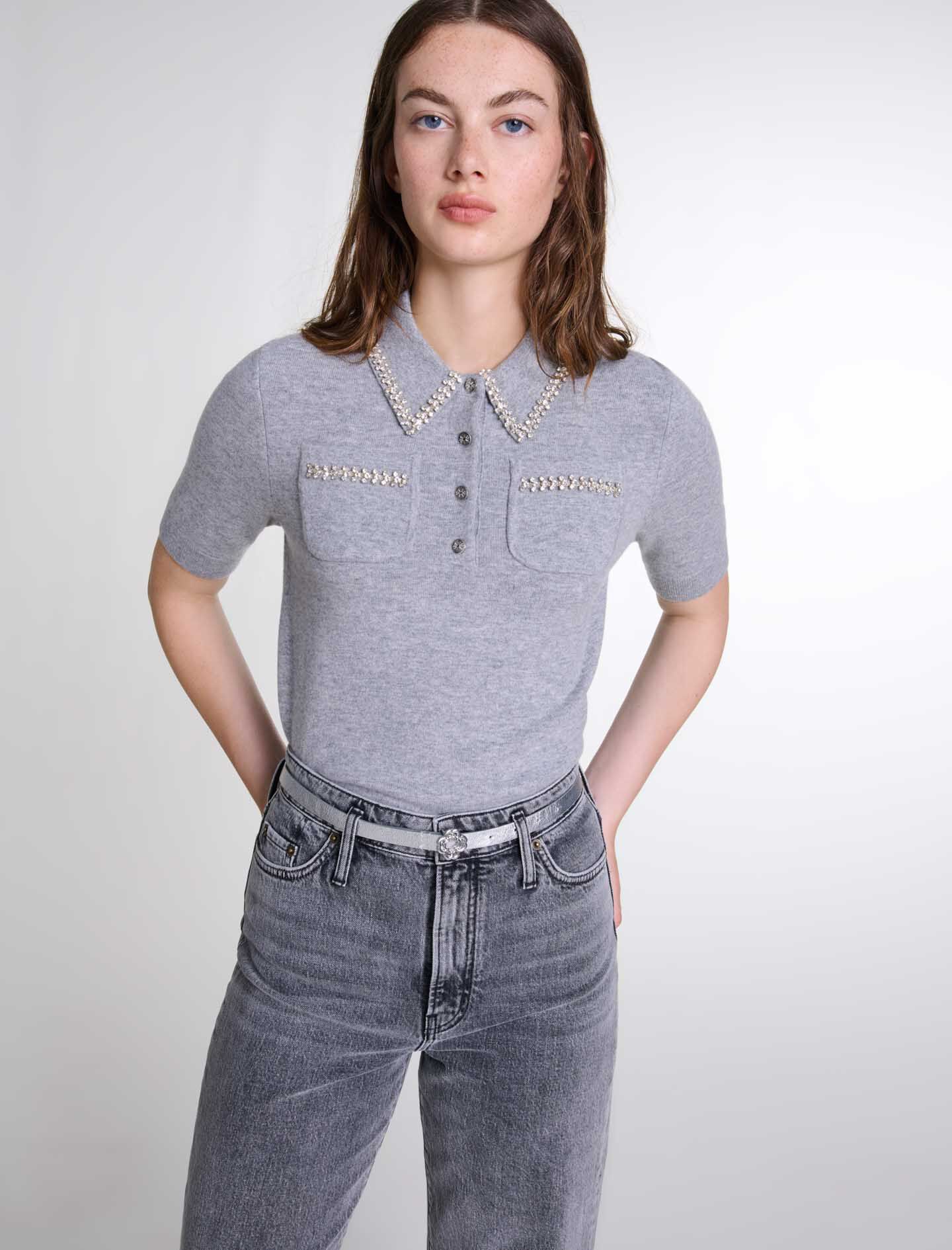 Knitted jumper with rhinestones