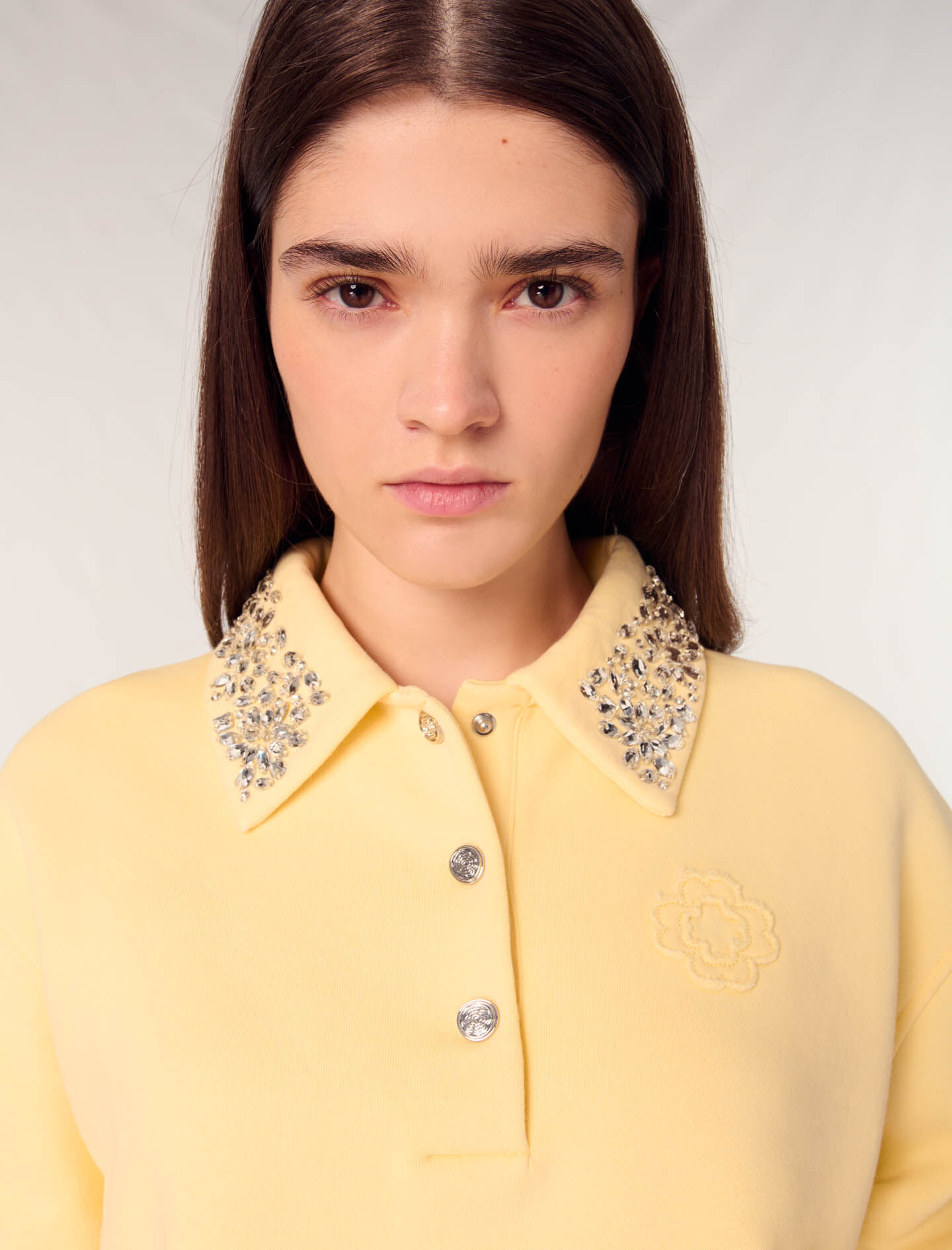 Jewellery collar cropped sweater