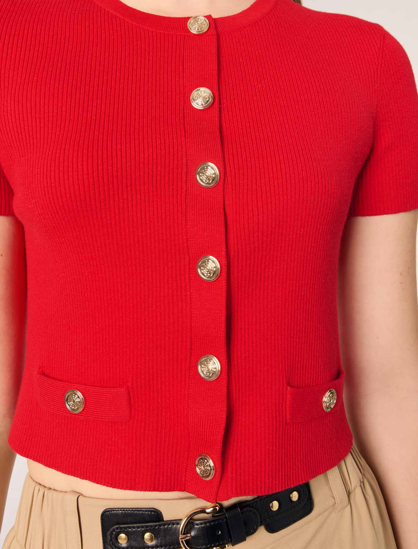 Cropped cardigan with gold buttons