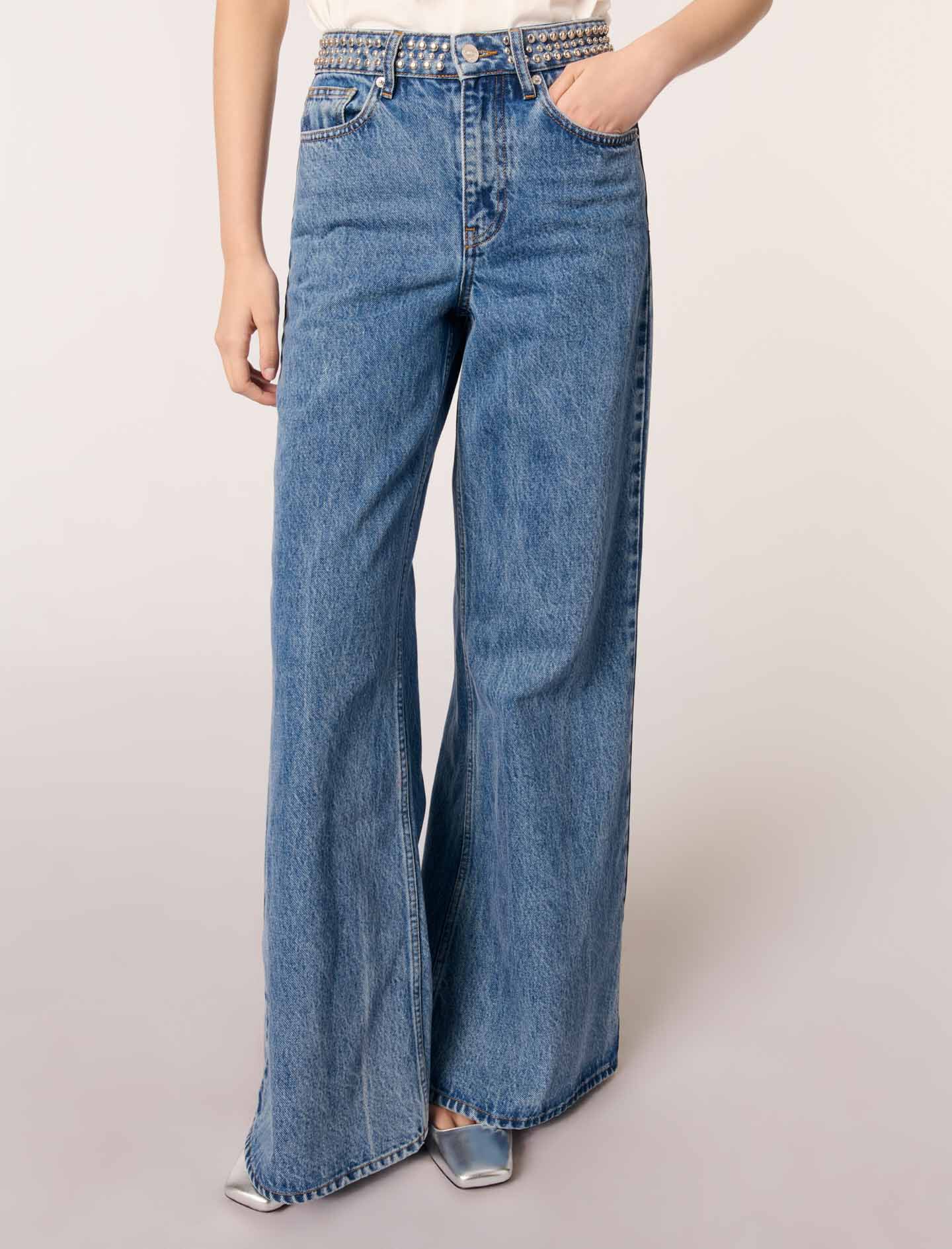 Flares jeans with studded waistband