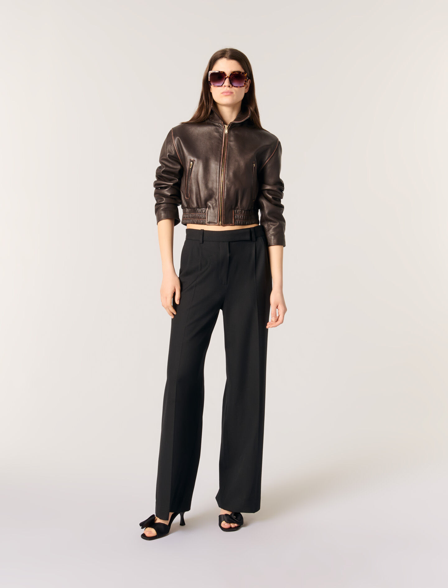 Wide-leg suit trousers