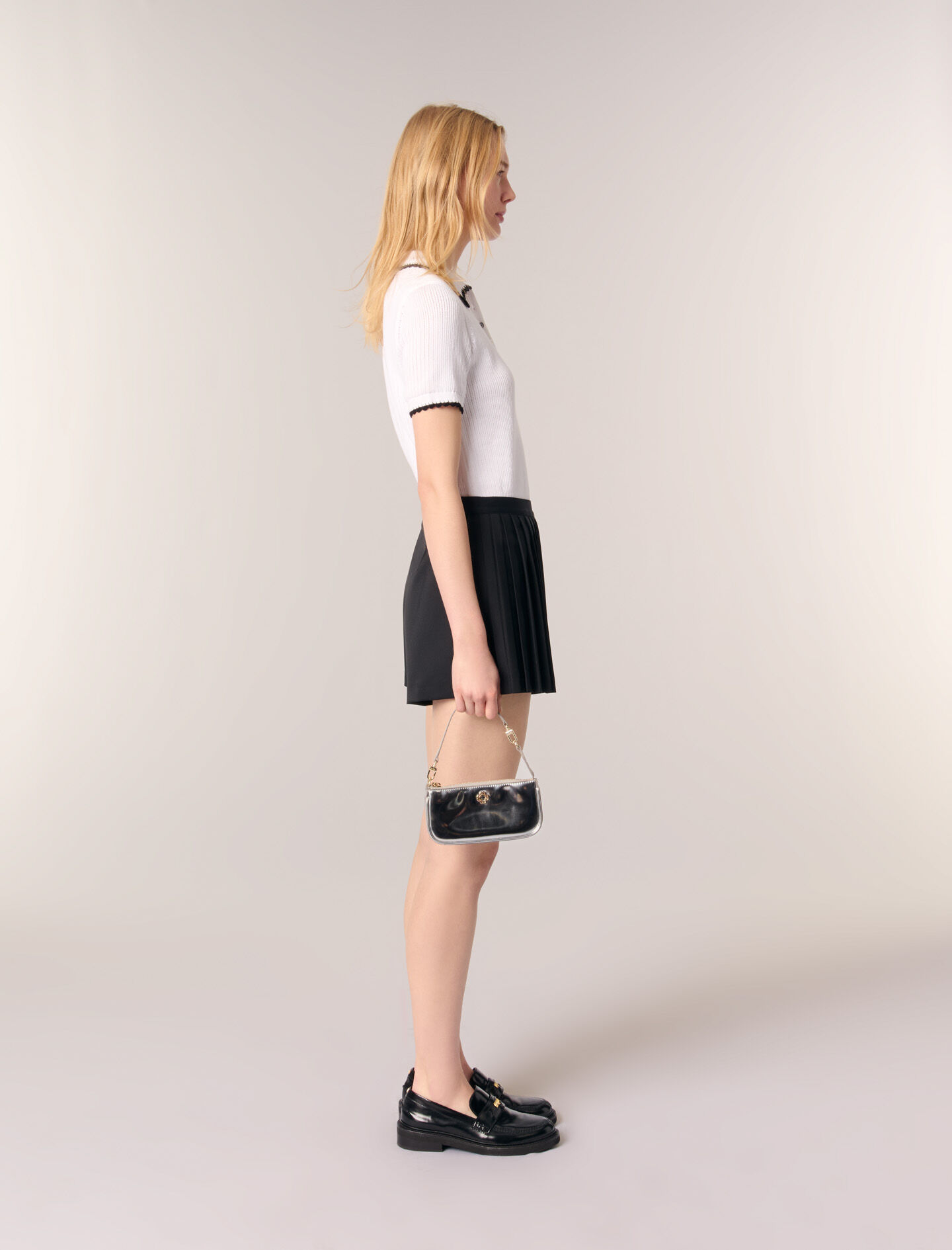 Straight-fit pleated shorts