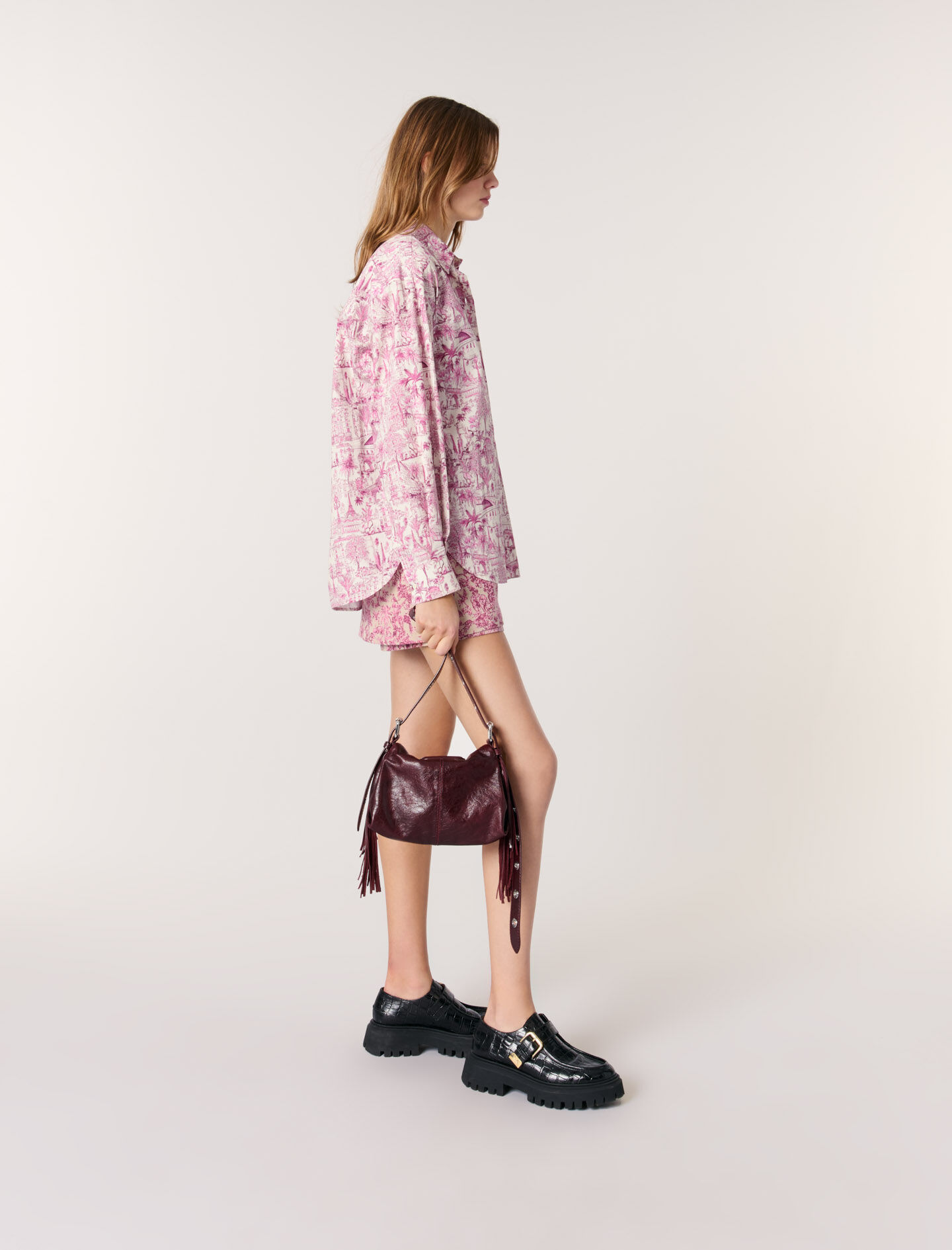 Oversize patterned shirt